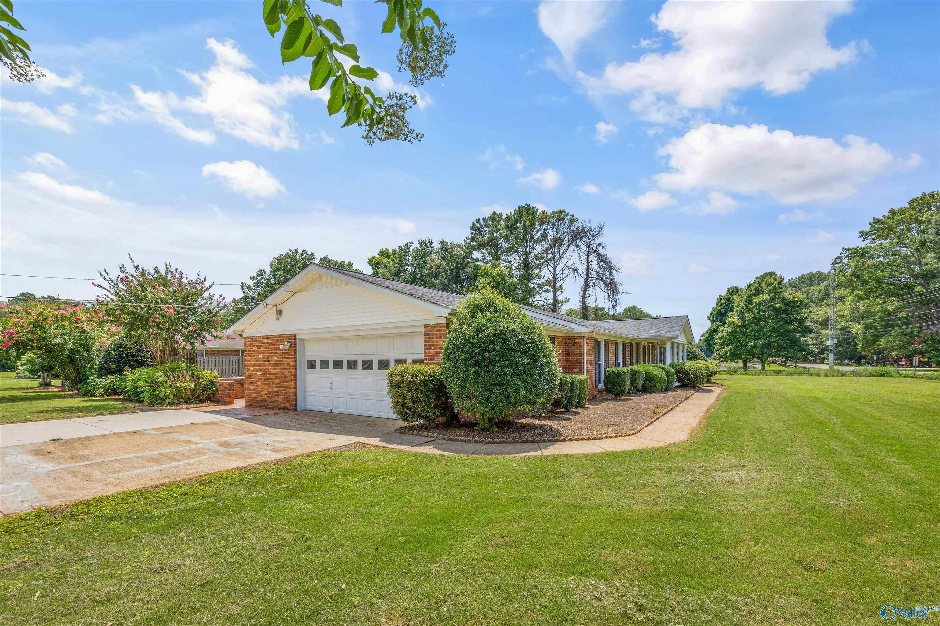 200 Colonial Drive