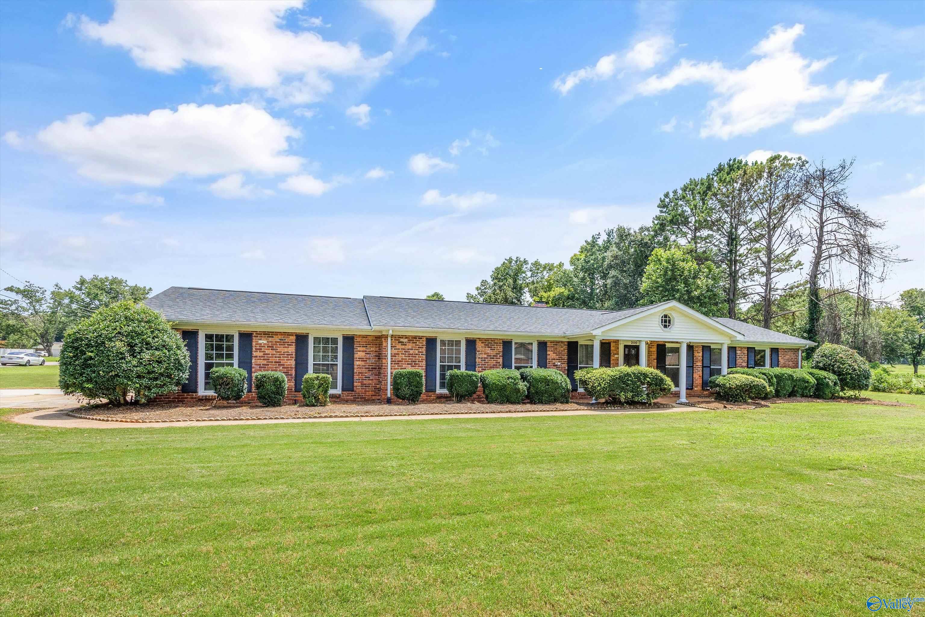 200 Colonial Drive