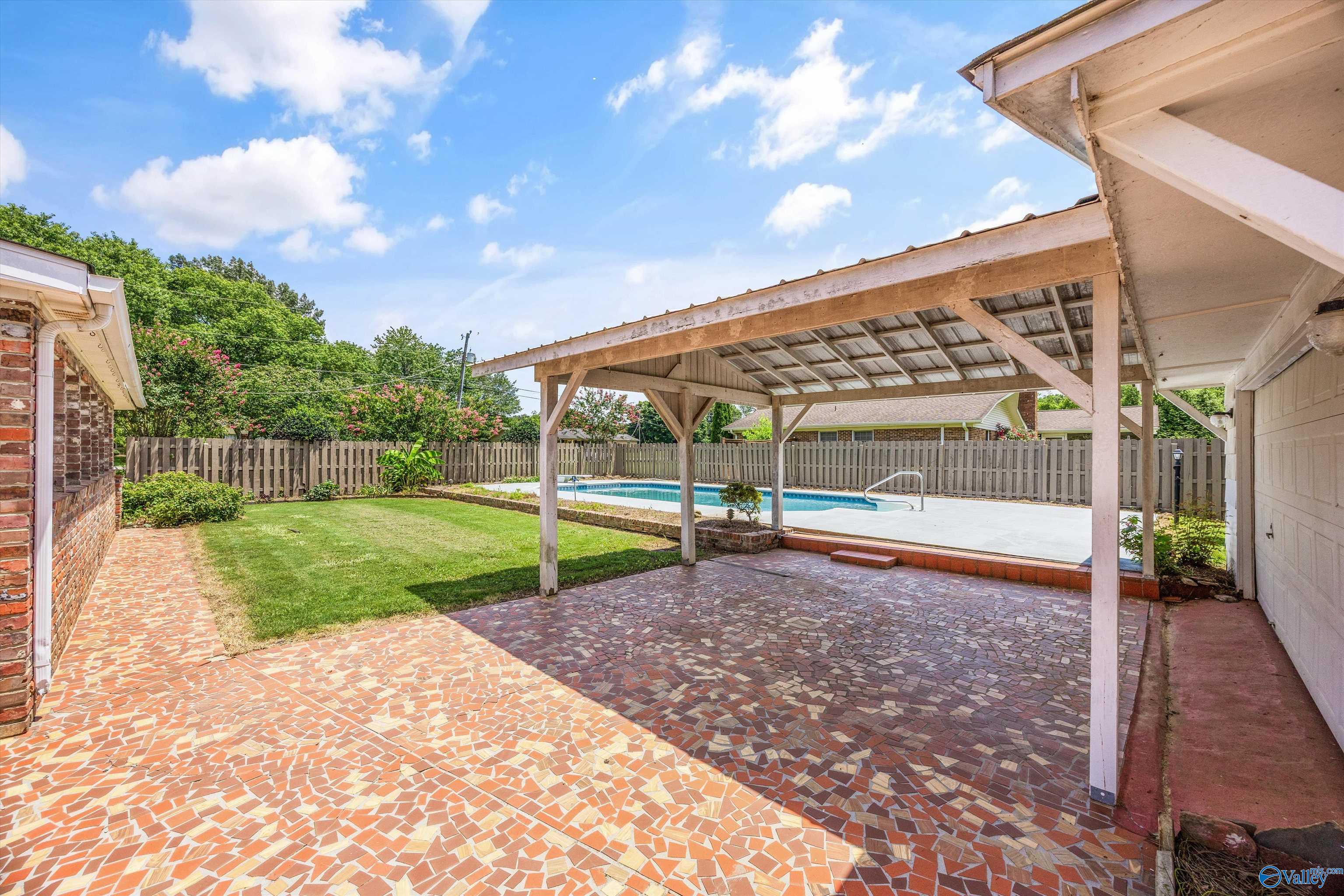 200 Colonial Drive