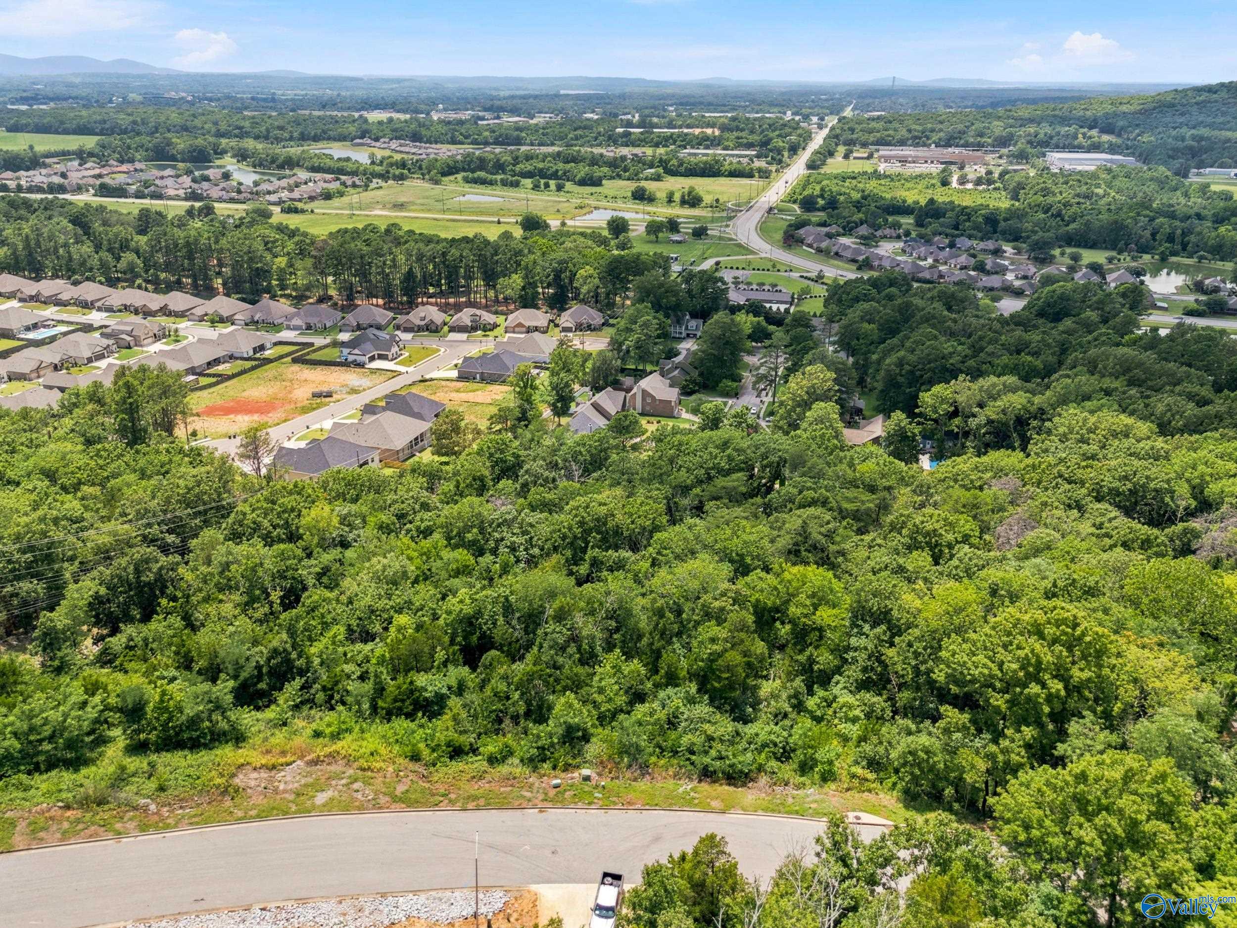16012 Greentree Trail SE