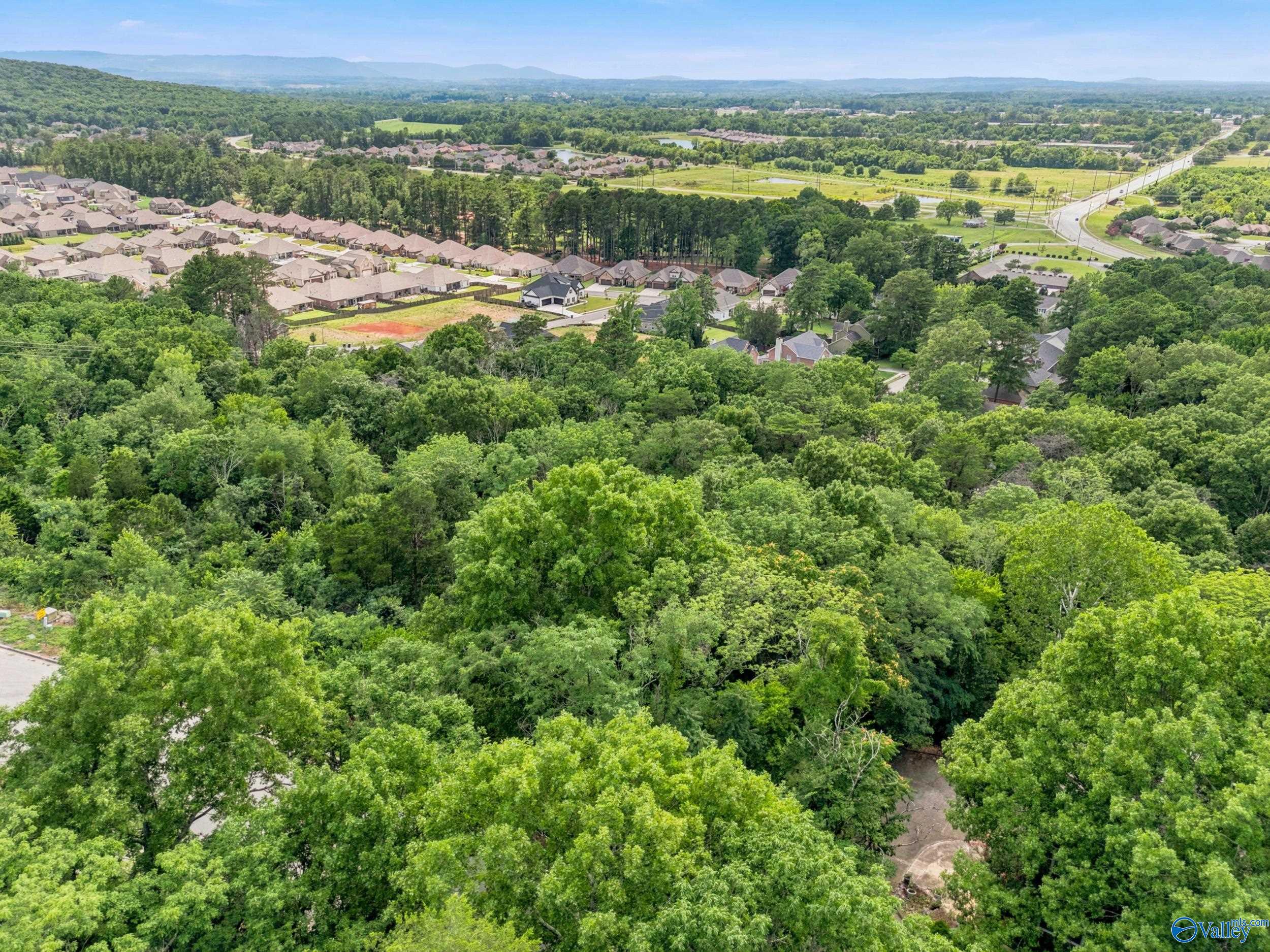16012 Greentree Trail SE