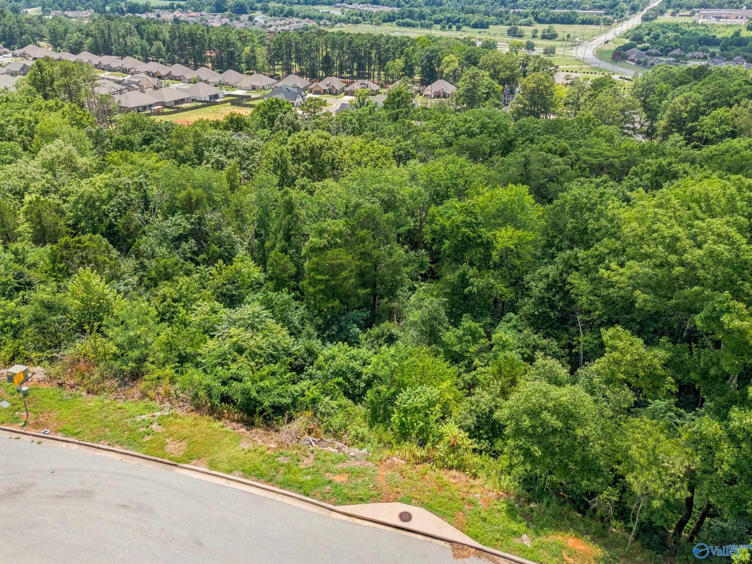 16014 Greentree Trail SE
