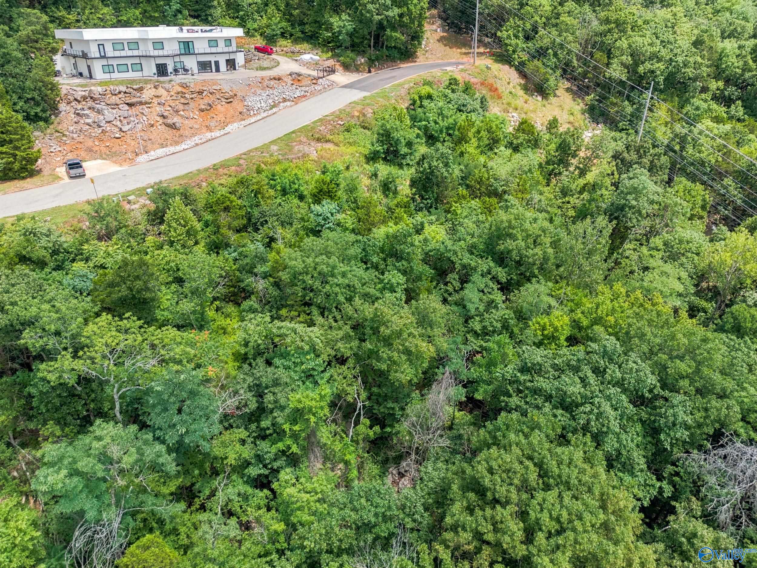 16014 Greentree Trail SE