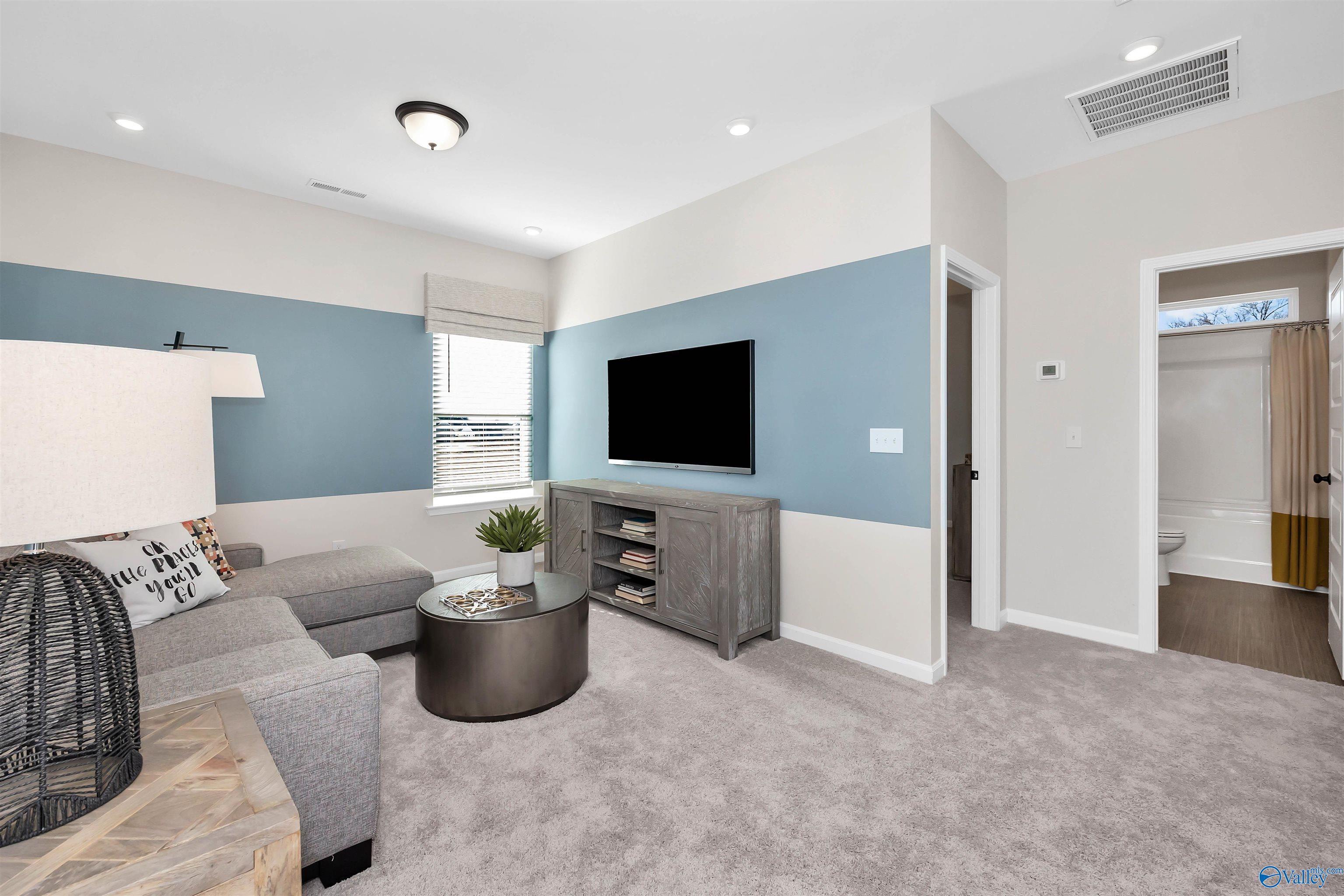 1012 Tanger Glen Trail NW