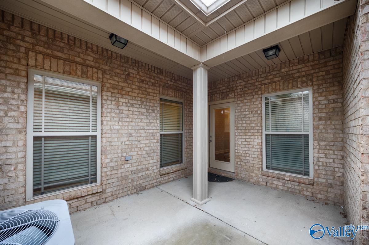 73 Cypress Grove Lane SW