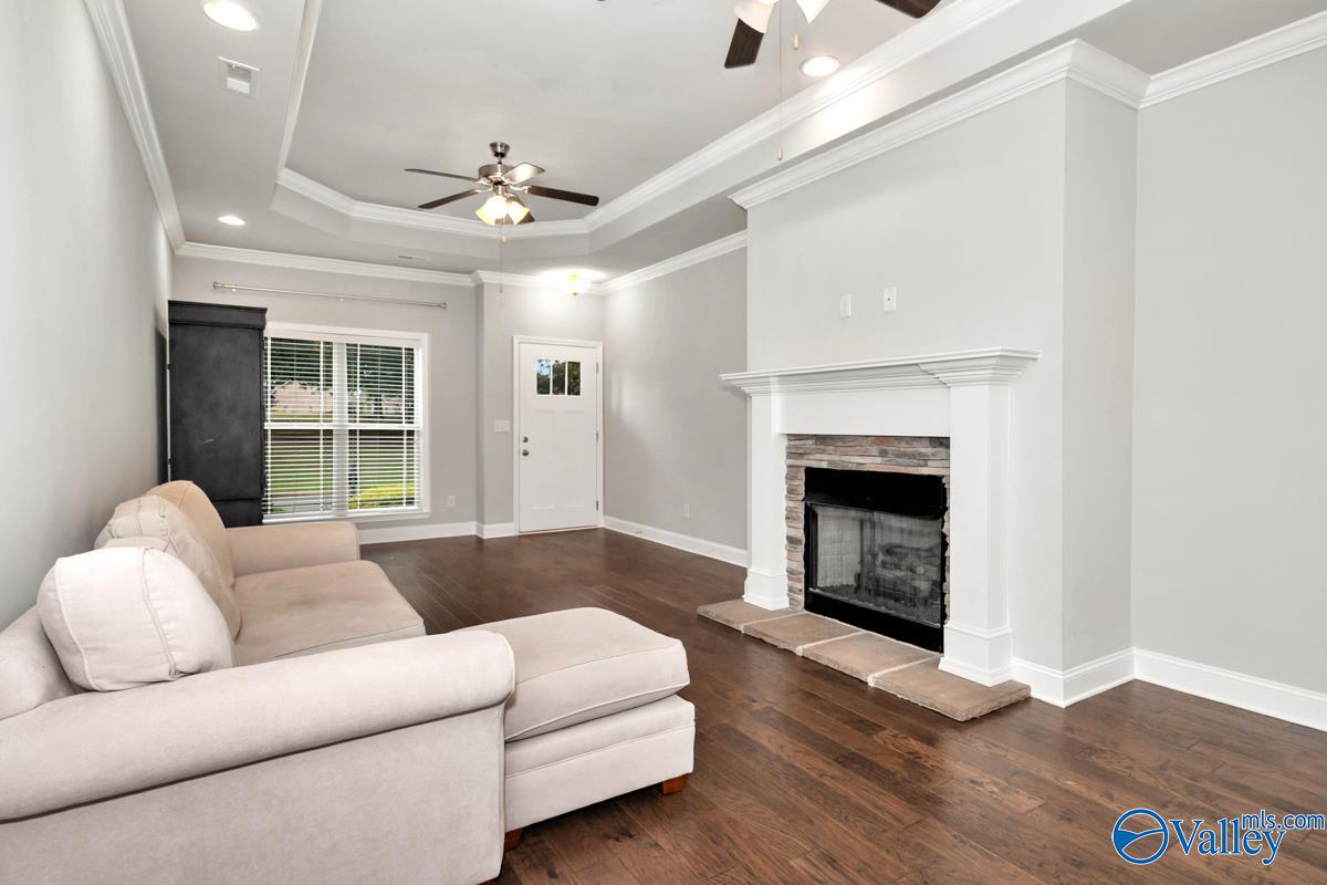 73 Cypress Grove Lane SW