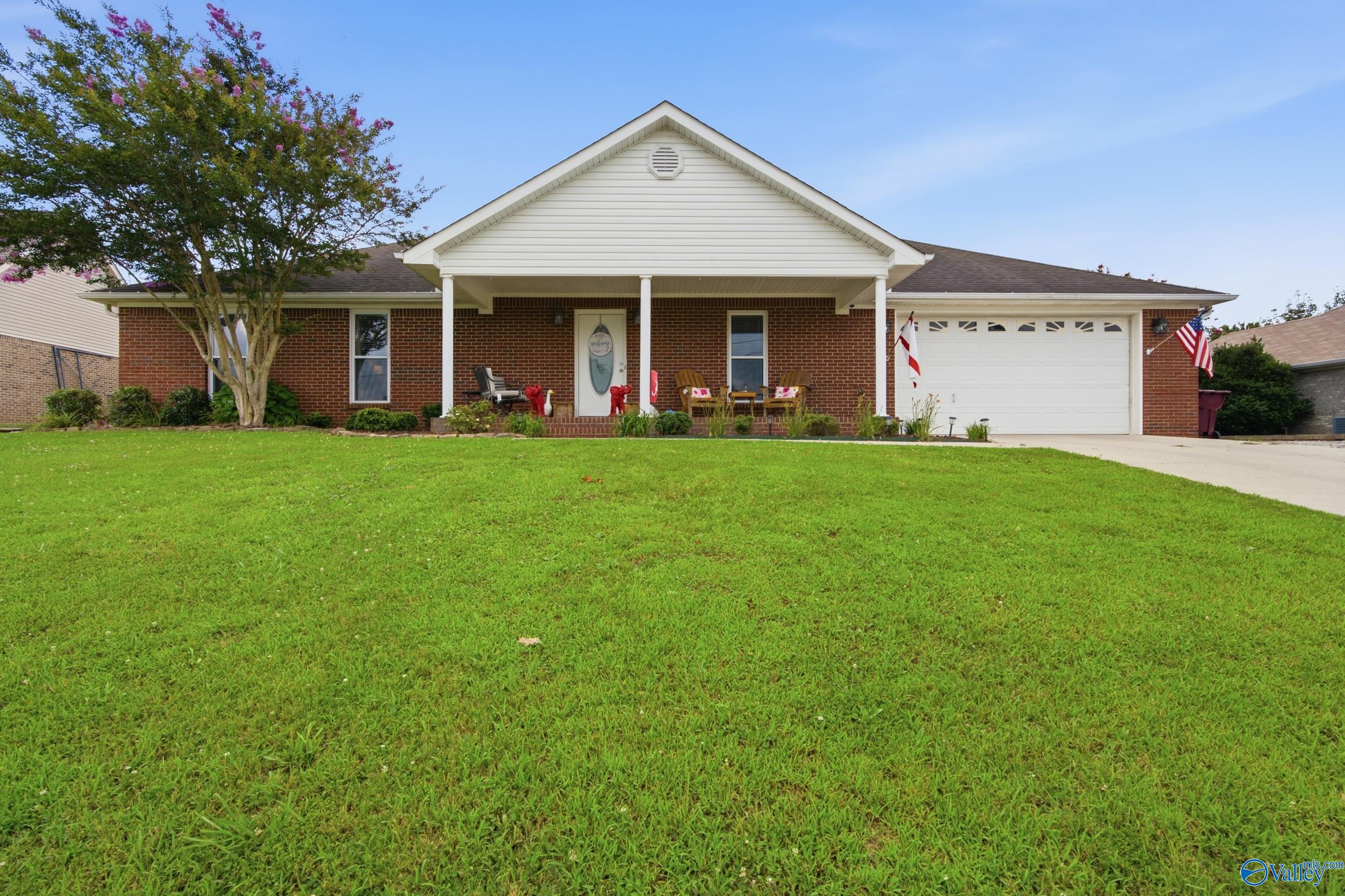18045 Belmont Circle