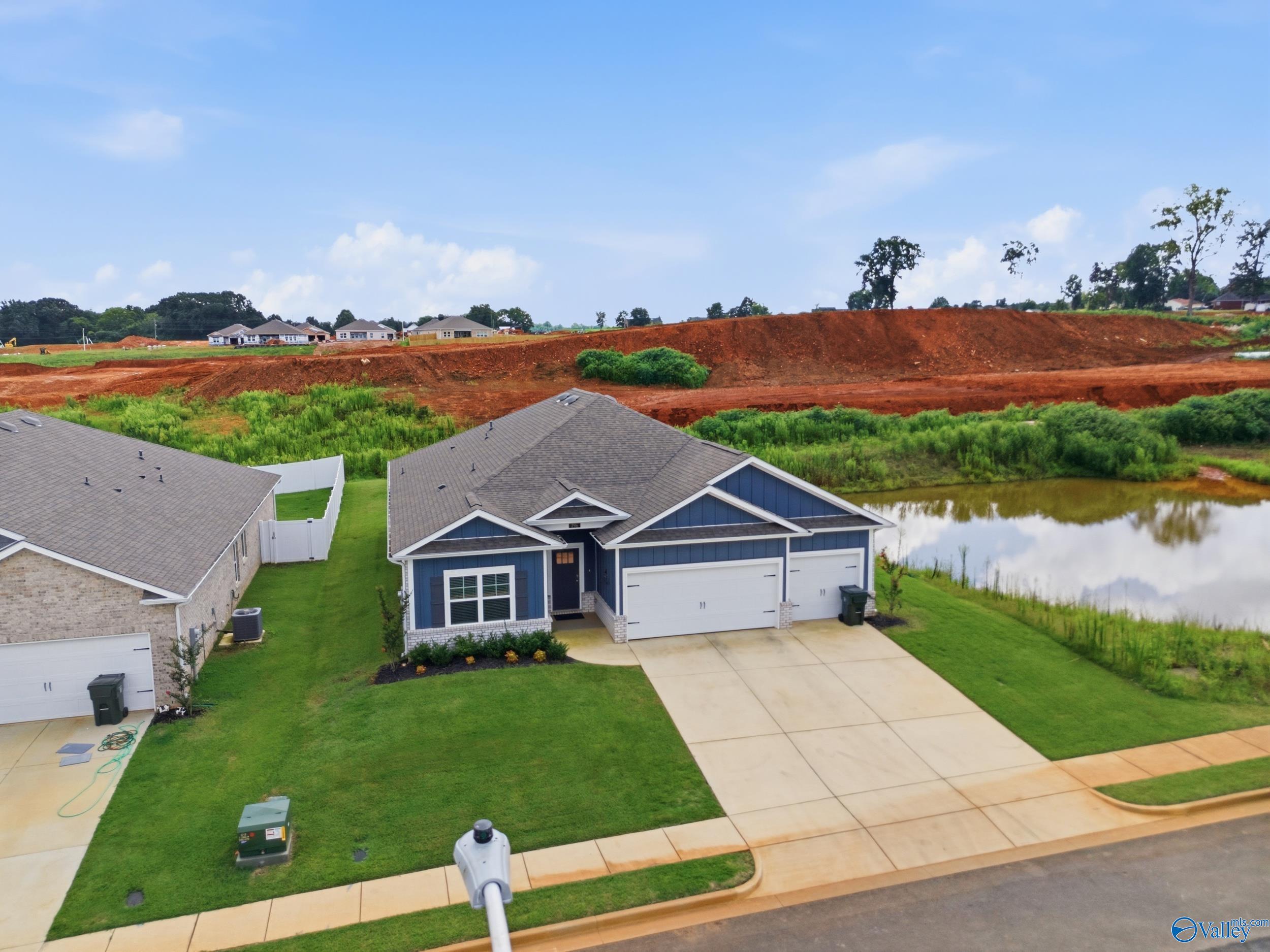 296 Wraywood Road