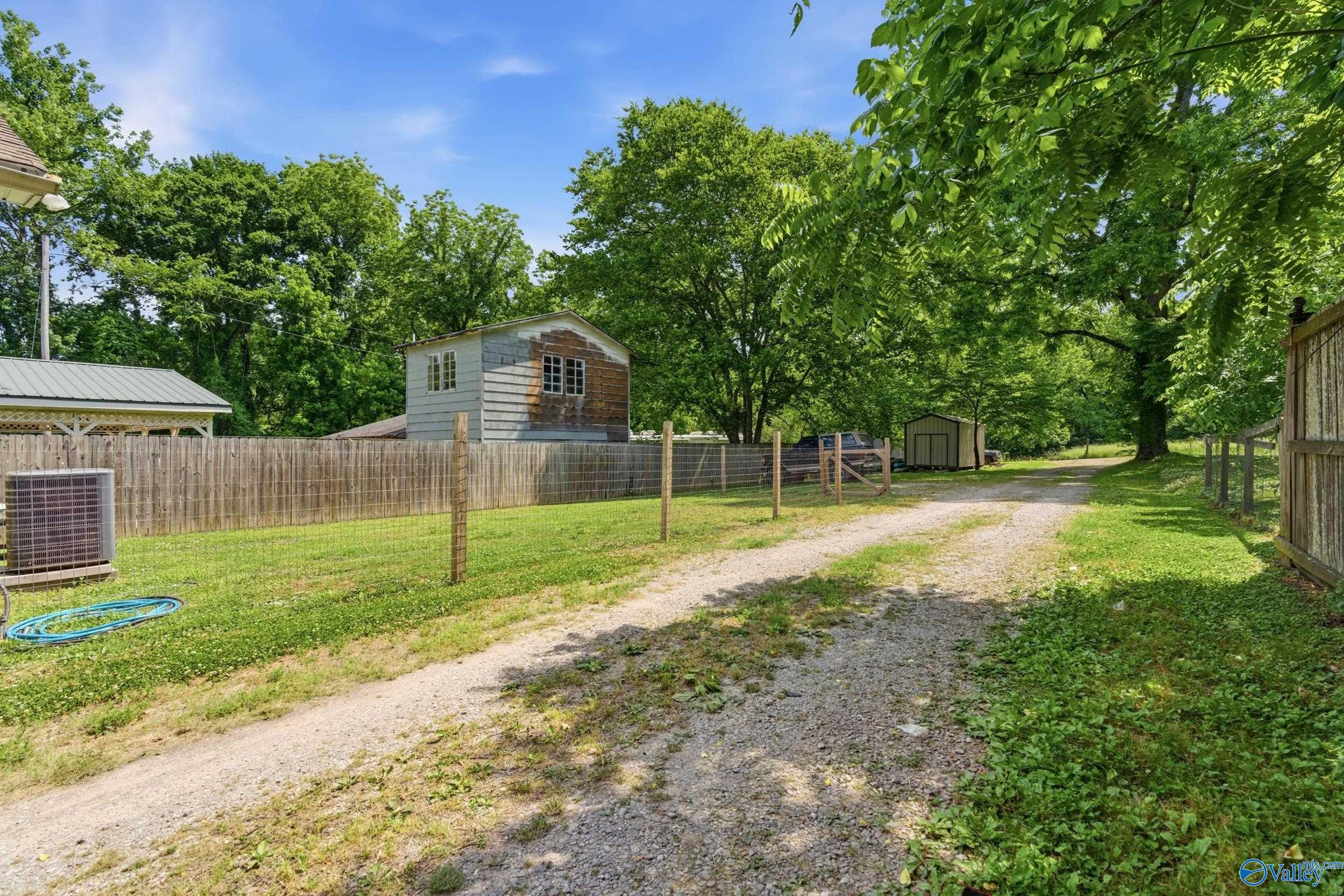 5592 Winchester Road