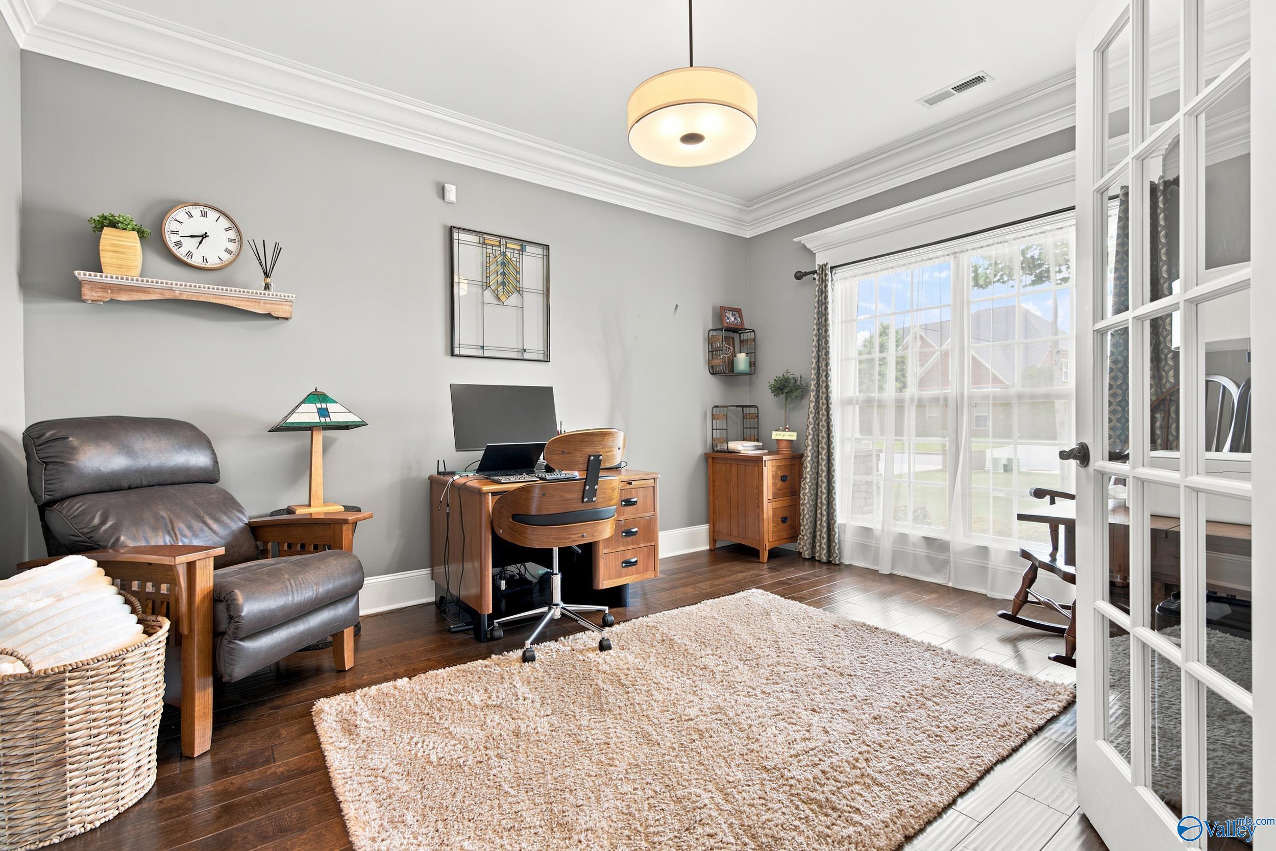 32 Forest Meadow Blvd SW