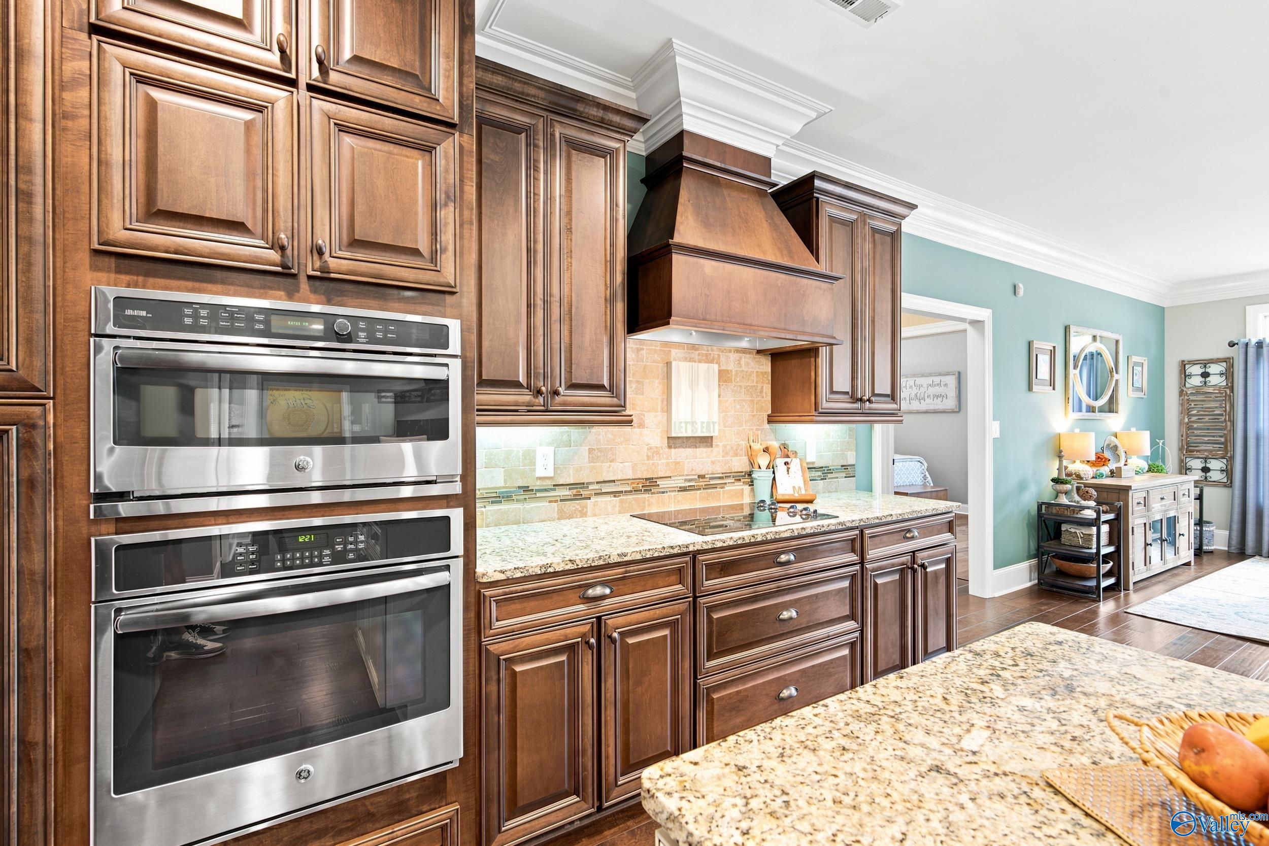 32 Forest Meadow Blvd SW