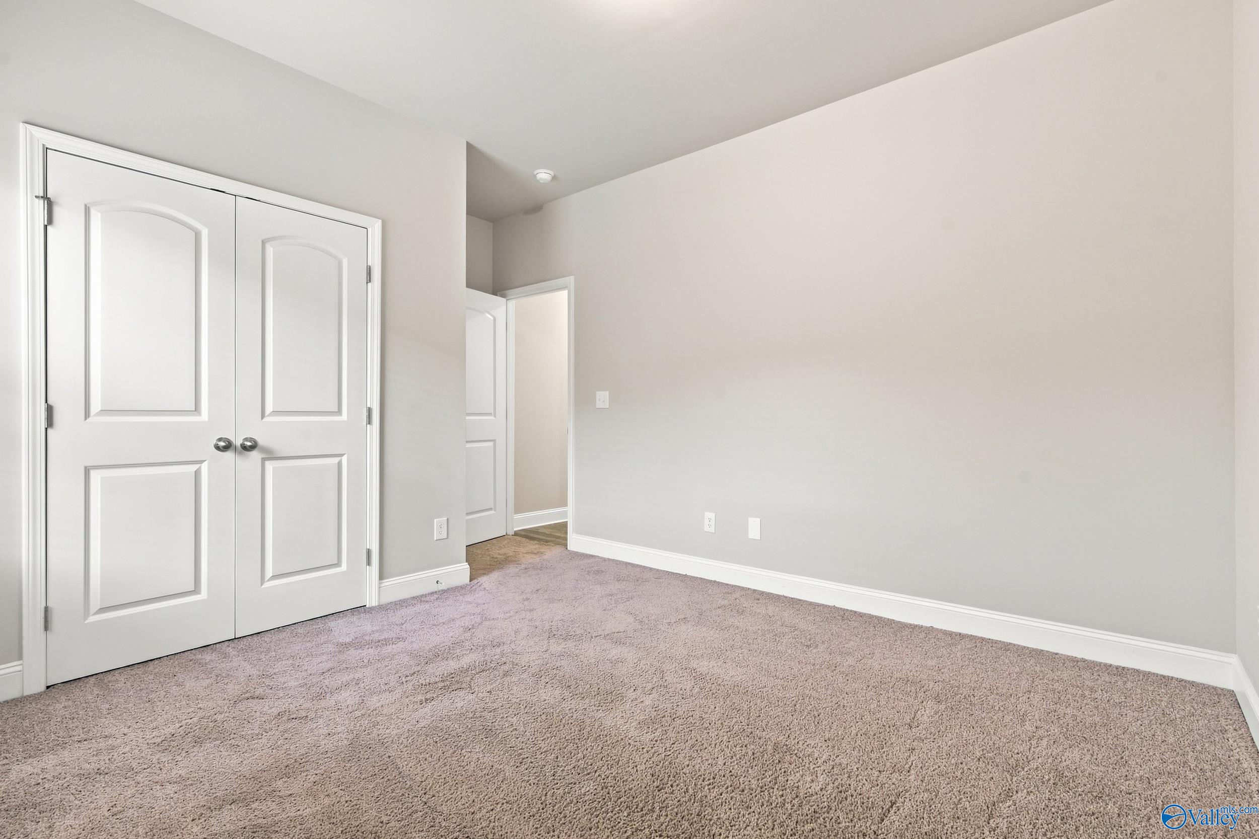 158 Grey Fawn Trail NW