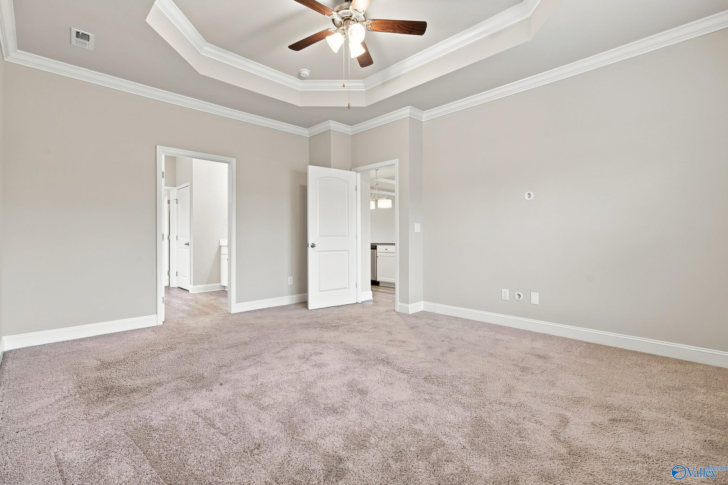 158 Grey Fawn Trail NW
