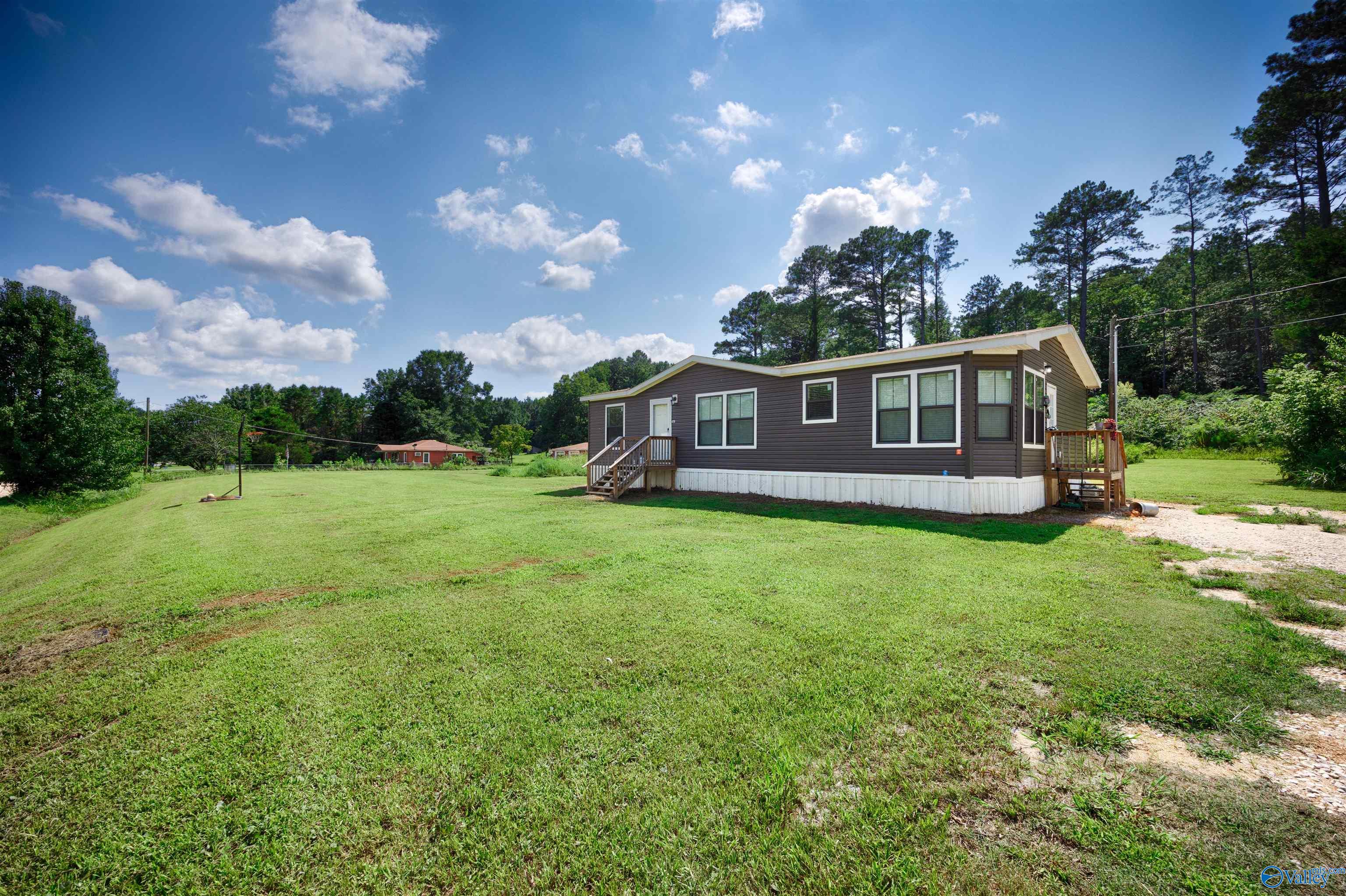 438 Acuff Road