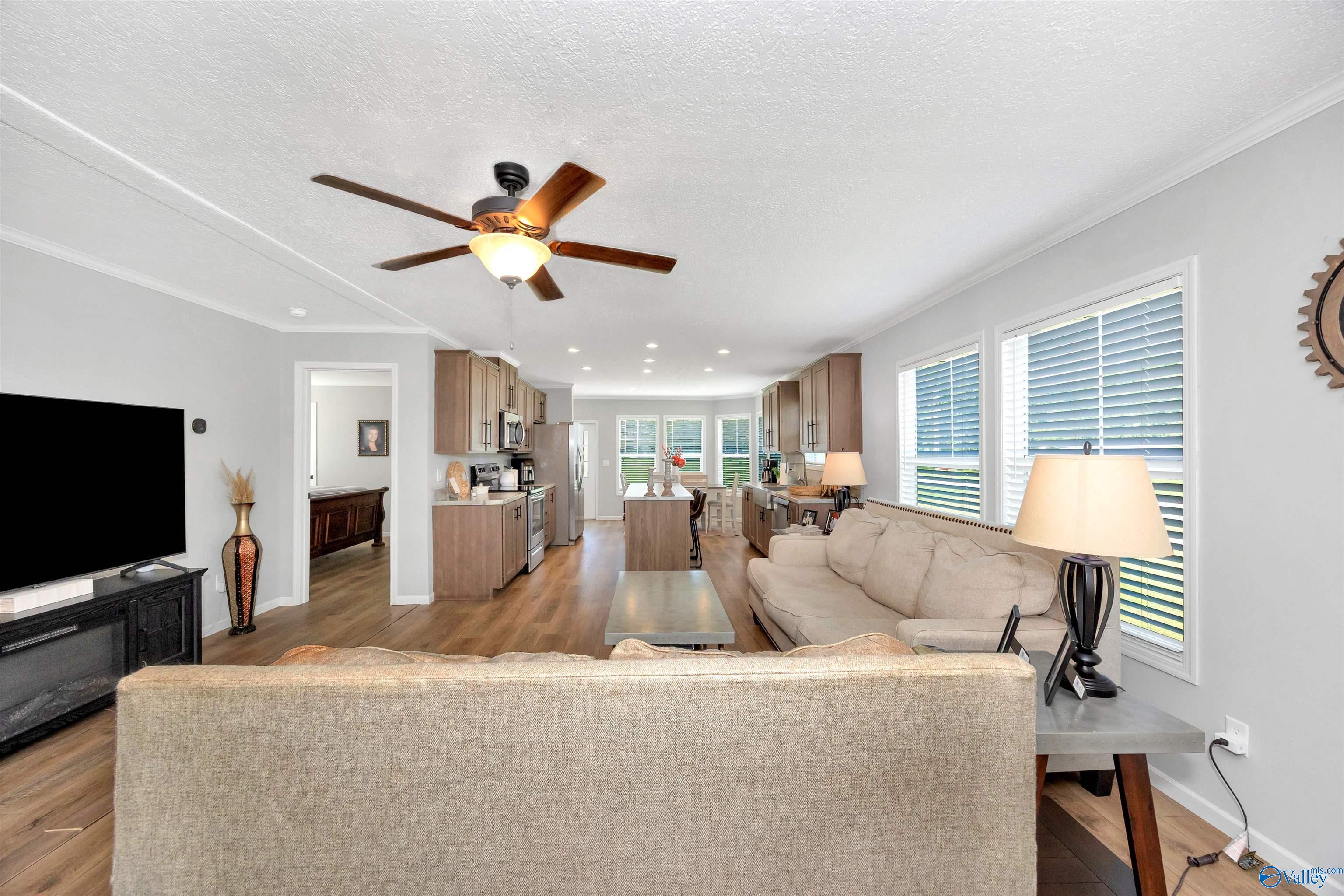 438 Acuff Road