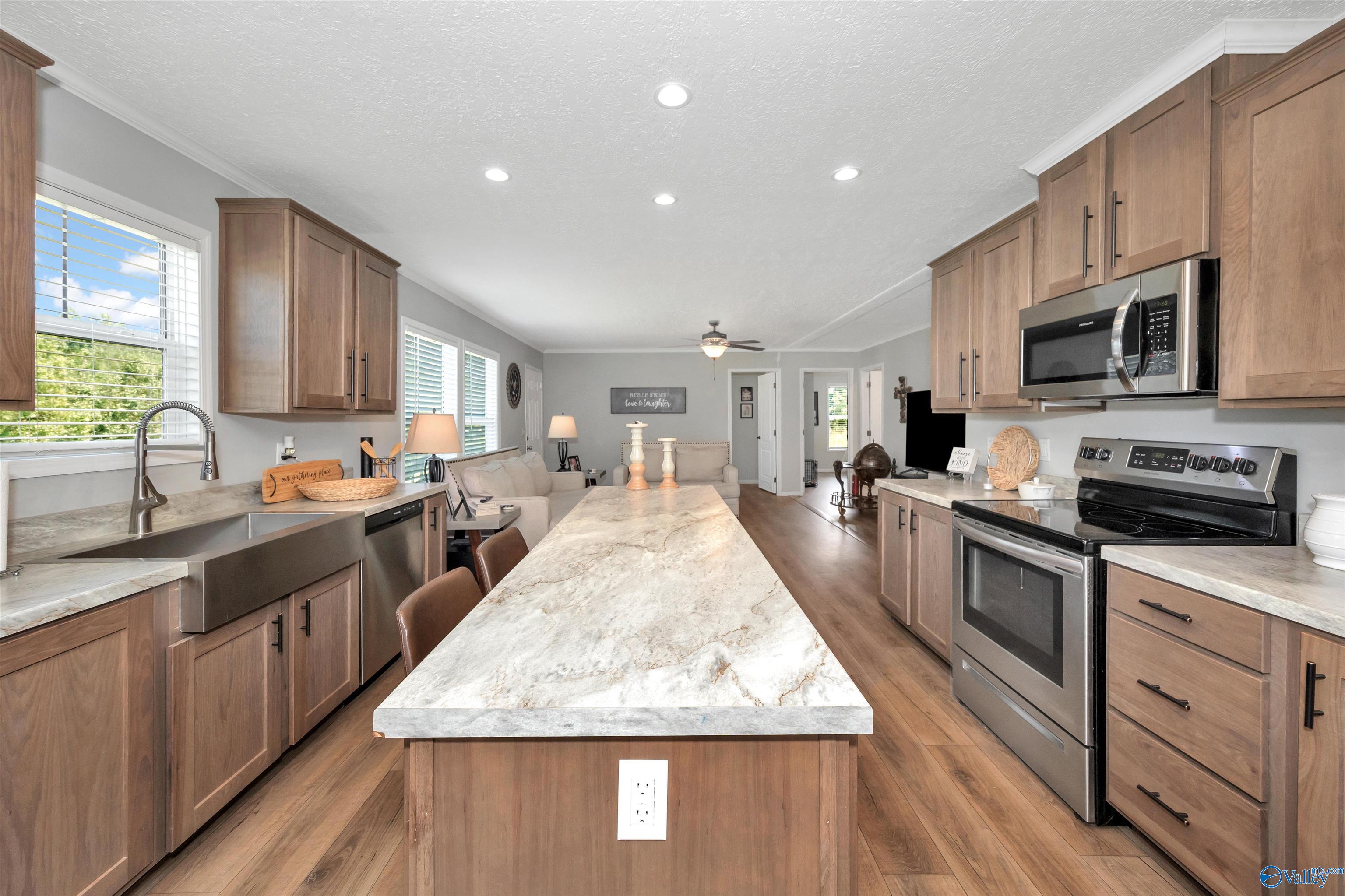 438 Acuff Road