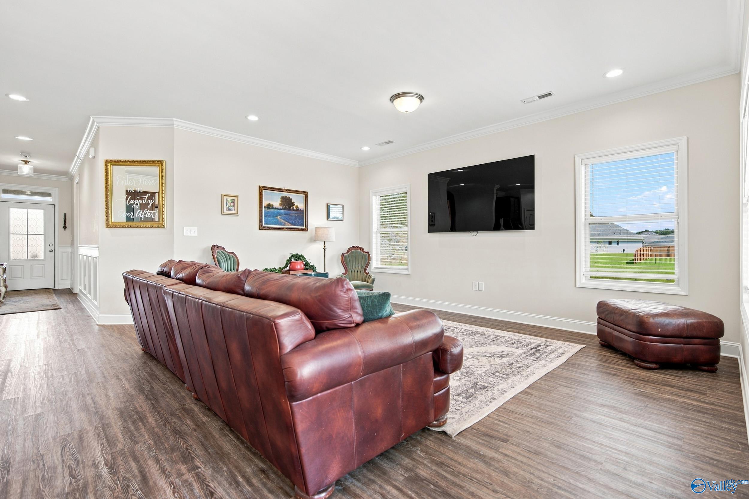 211 Goldie Court