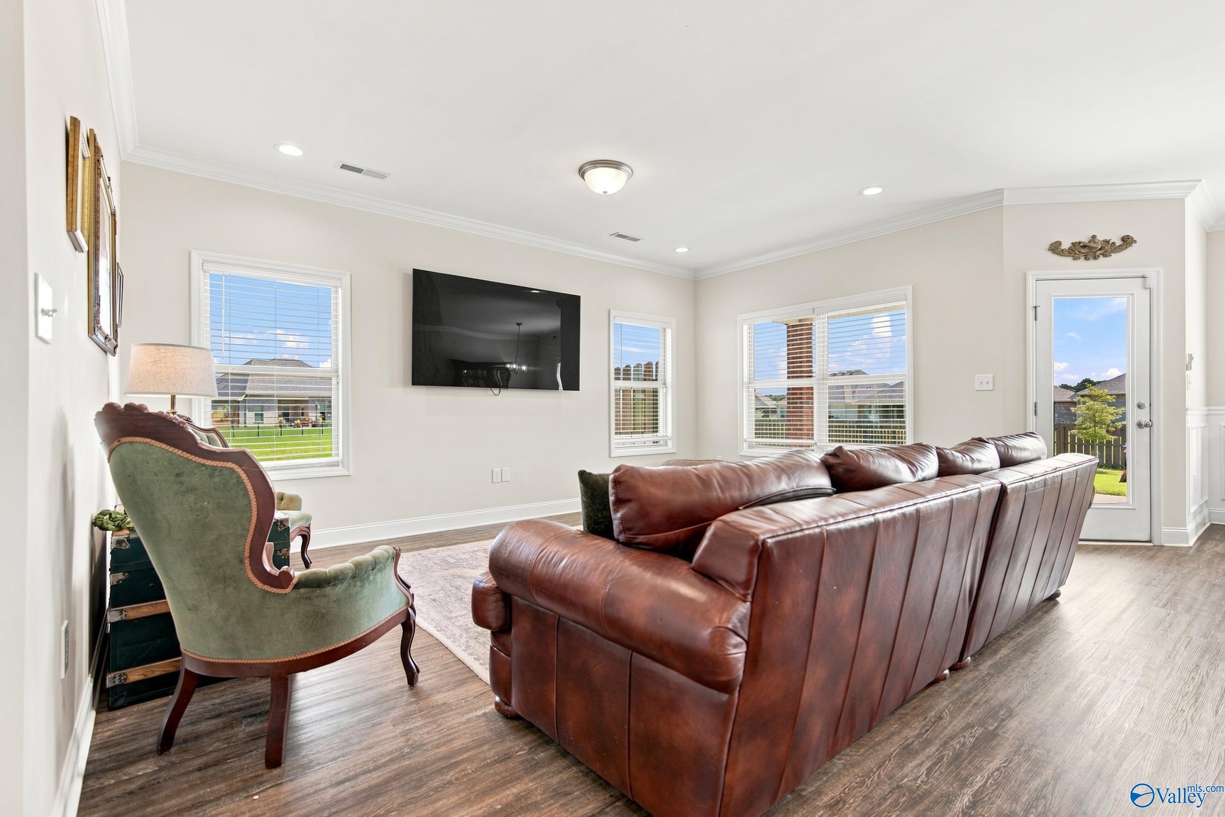 211 Goldie Court