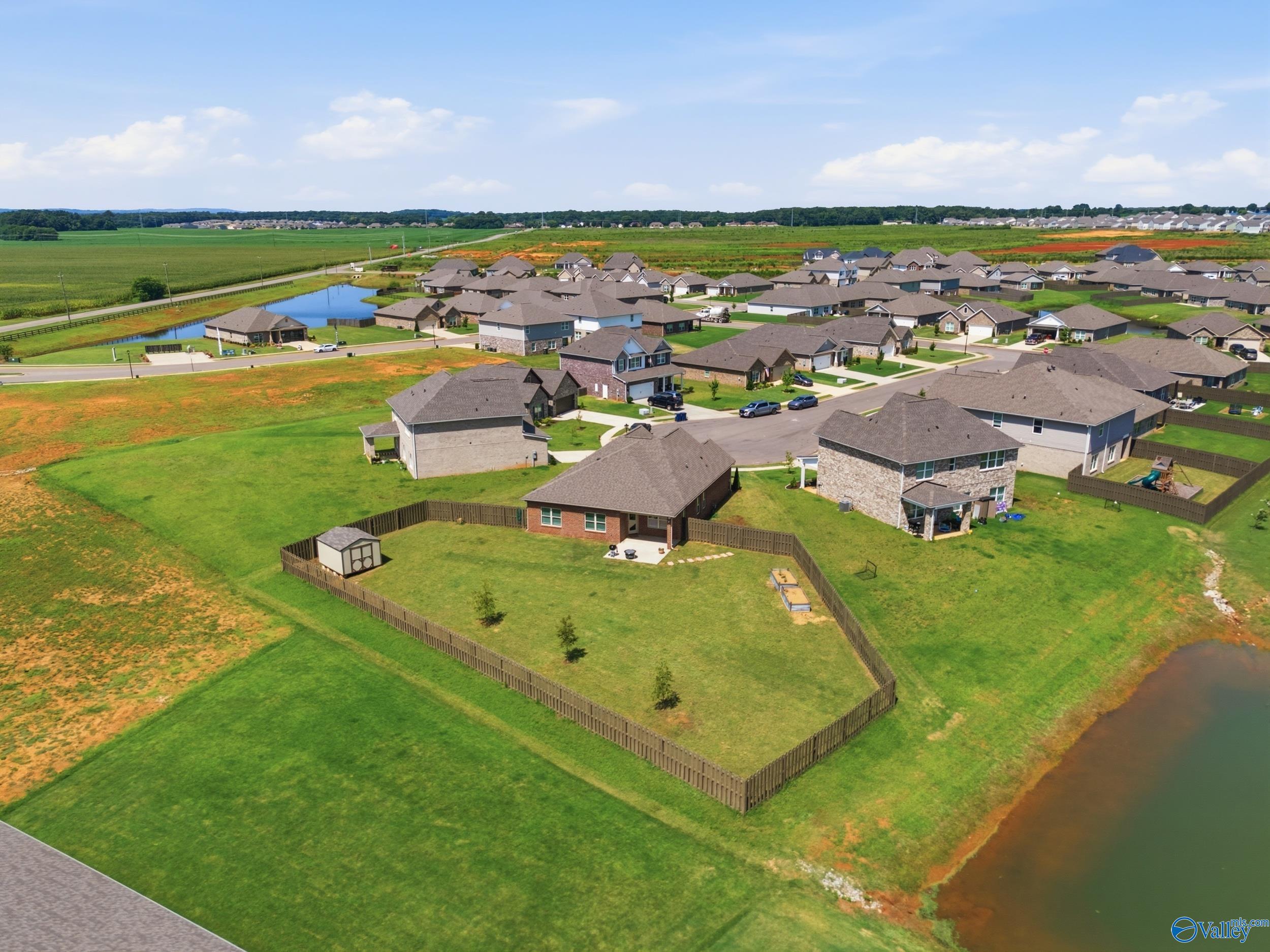 211 Goldie Court