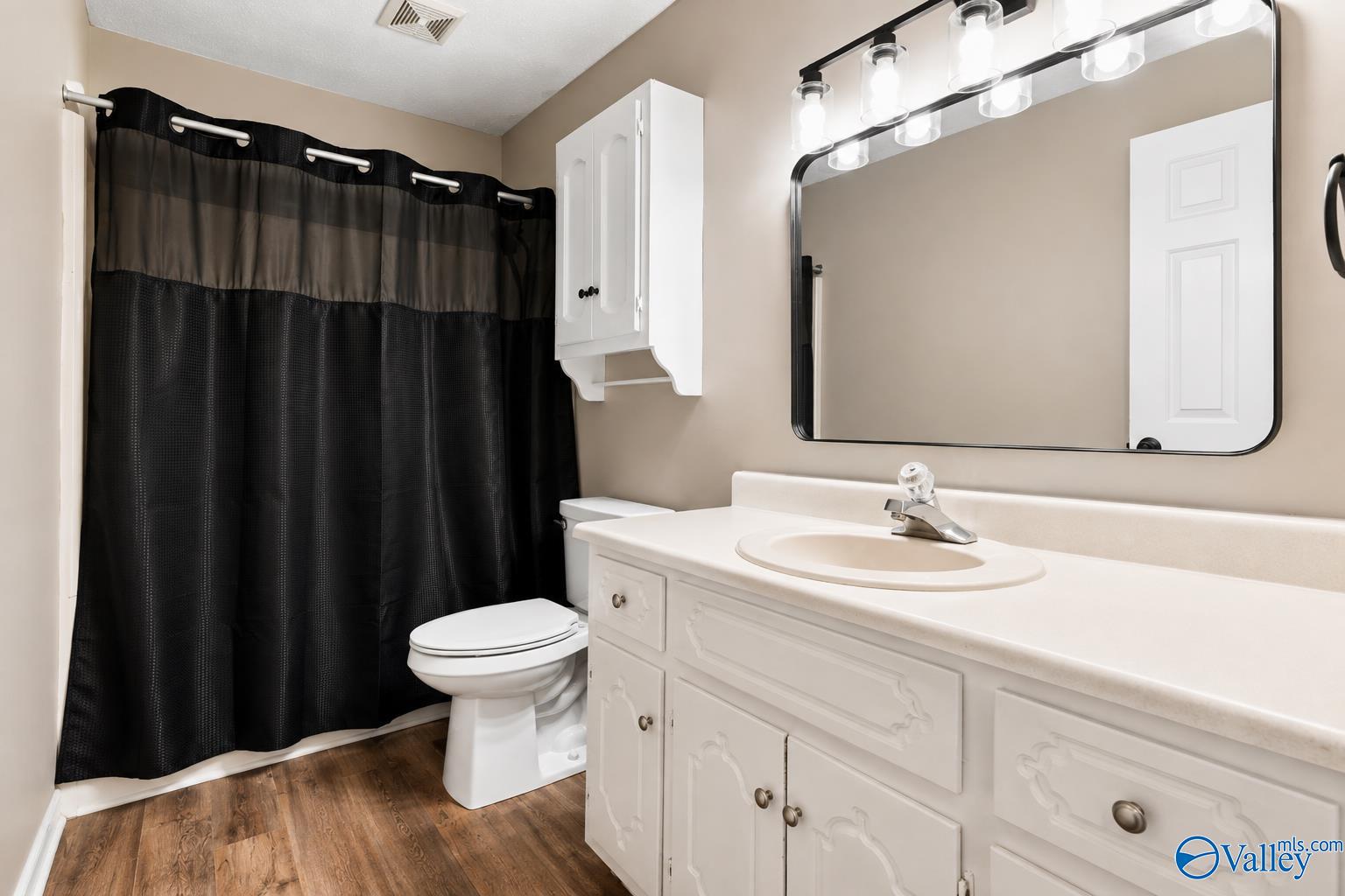 1217 Elm Street W