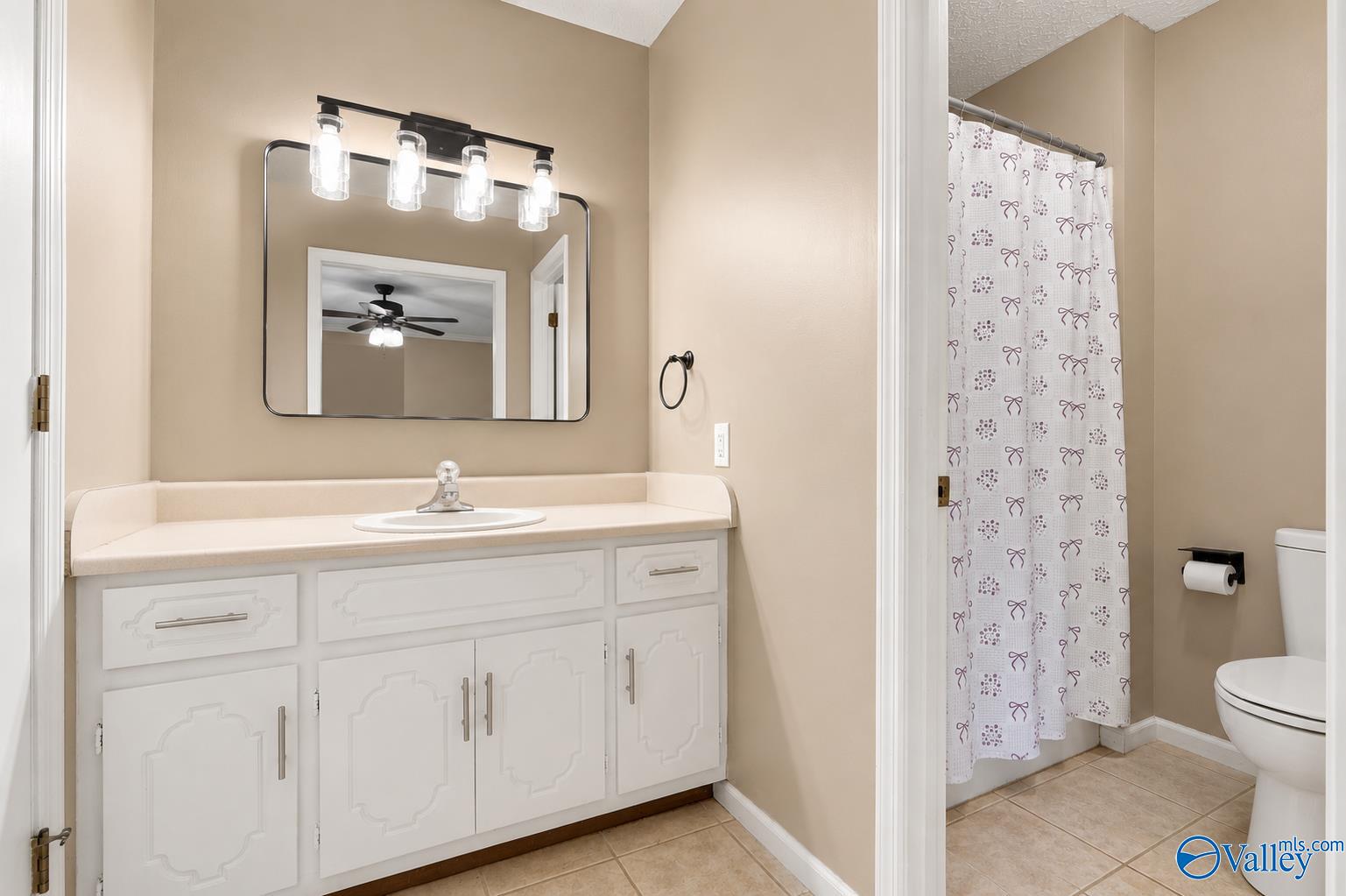 1217 Elm Street W