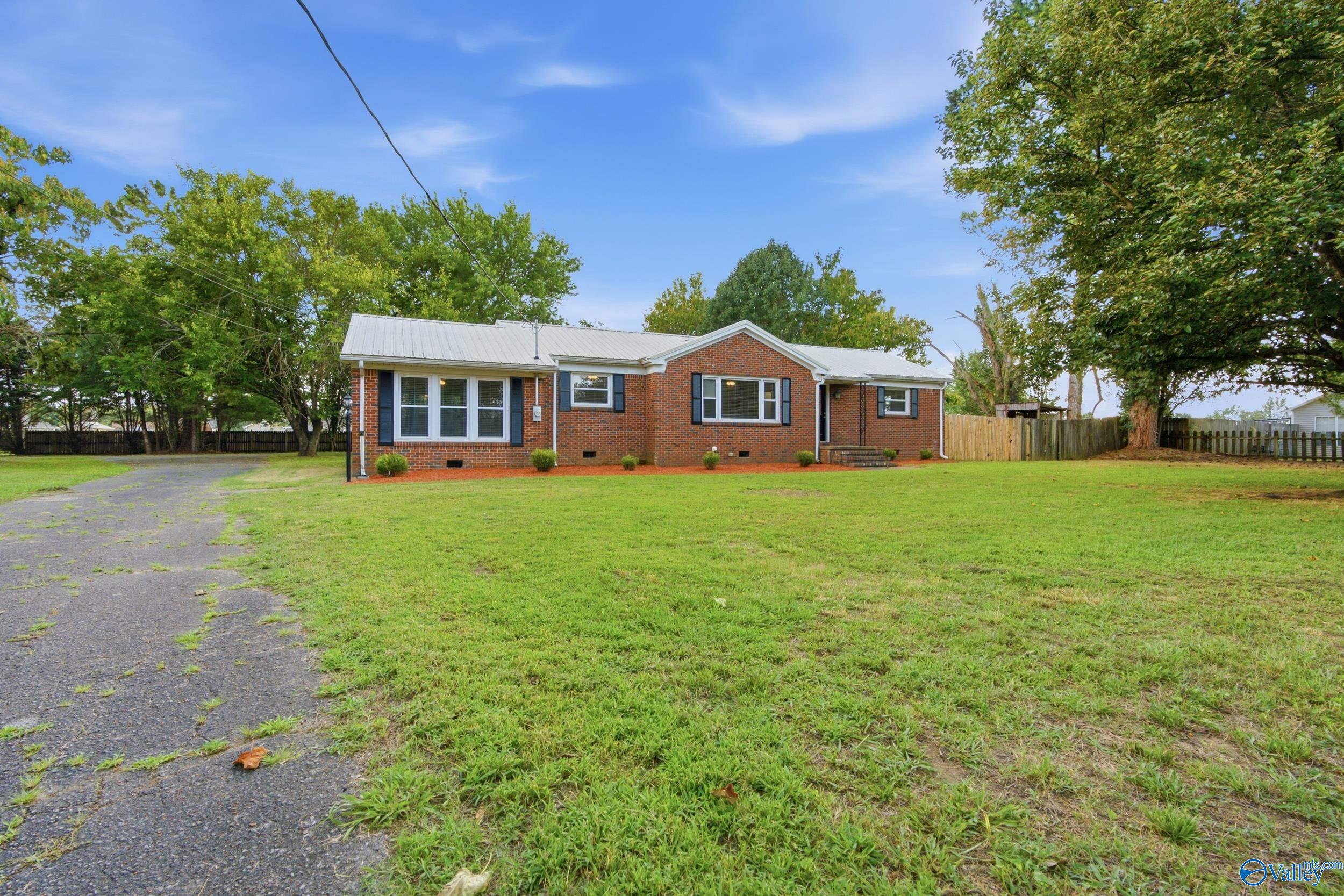 808 Rolan Gooch Road