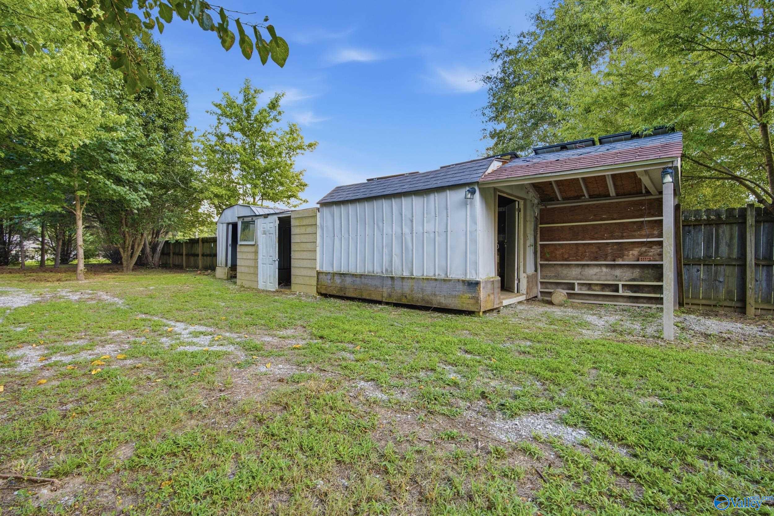 808 Rolan Gooch Road