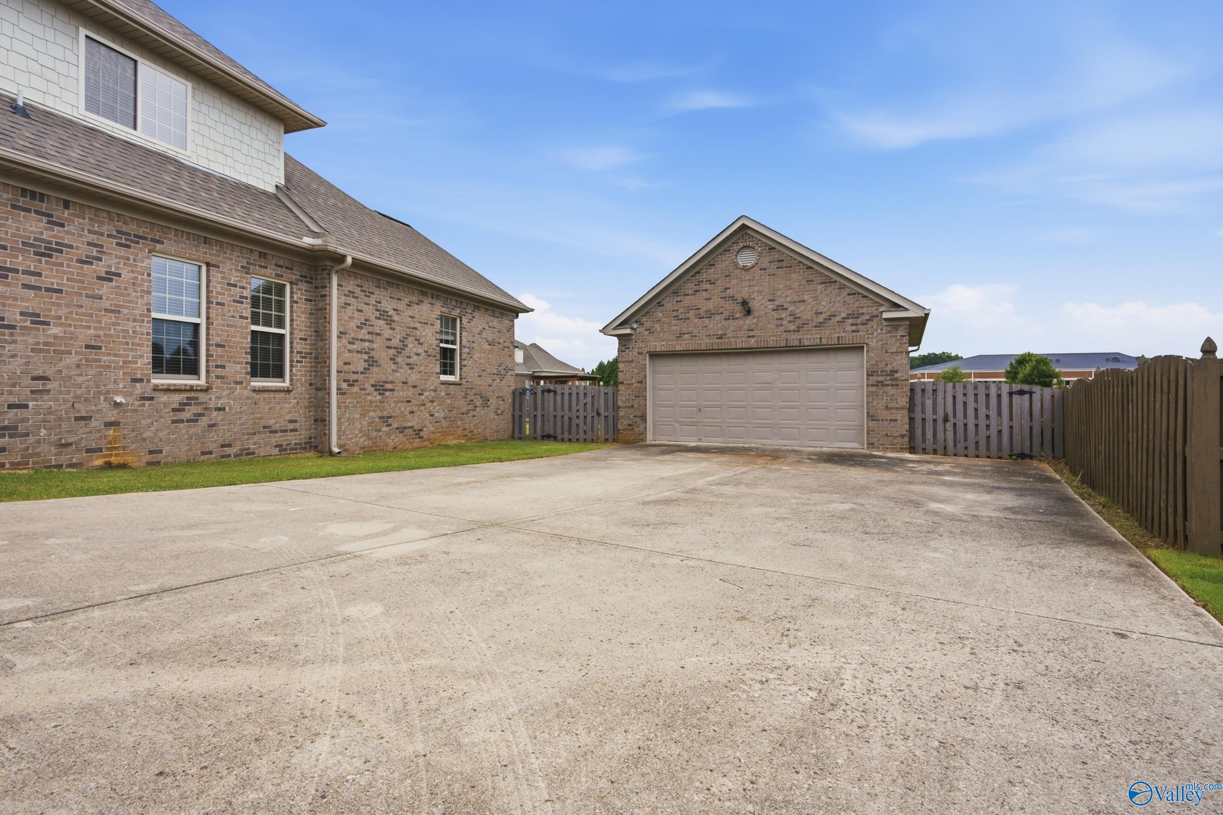 113 Hatley Lane
