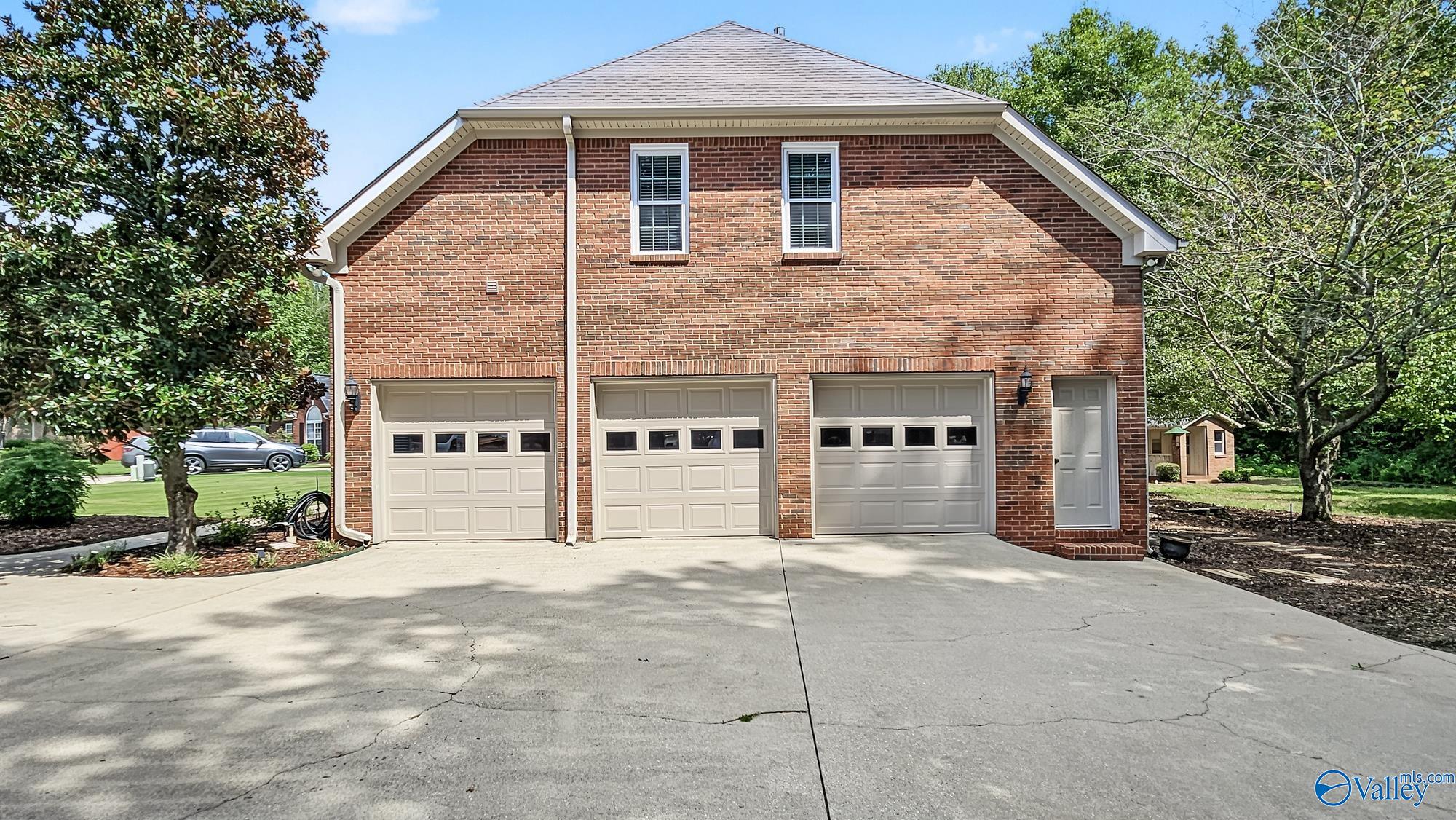 101 Bayberry Lane