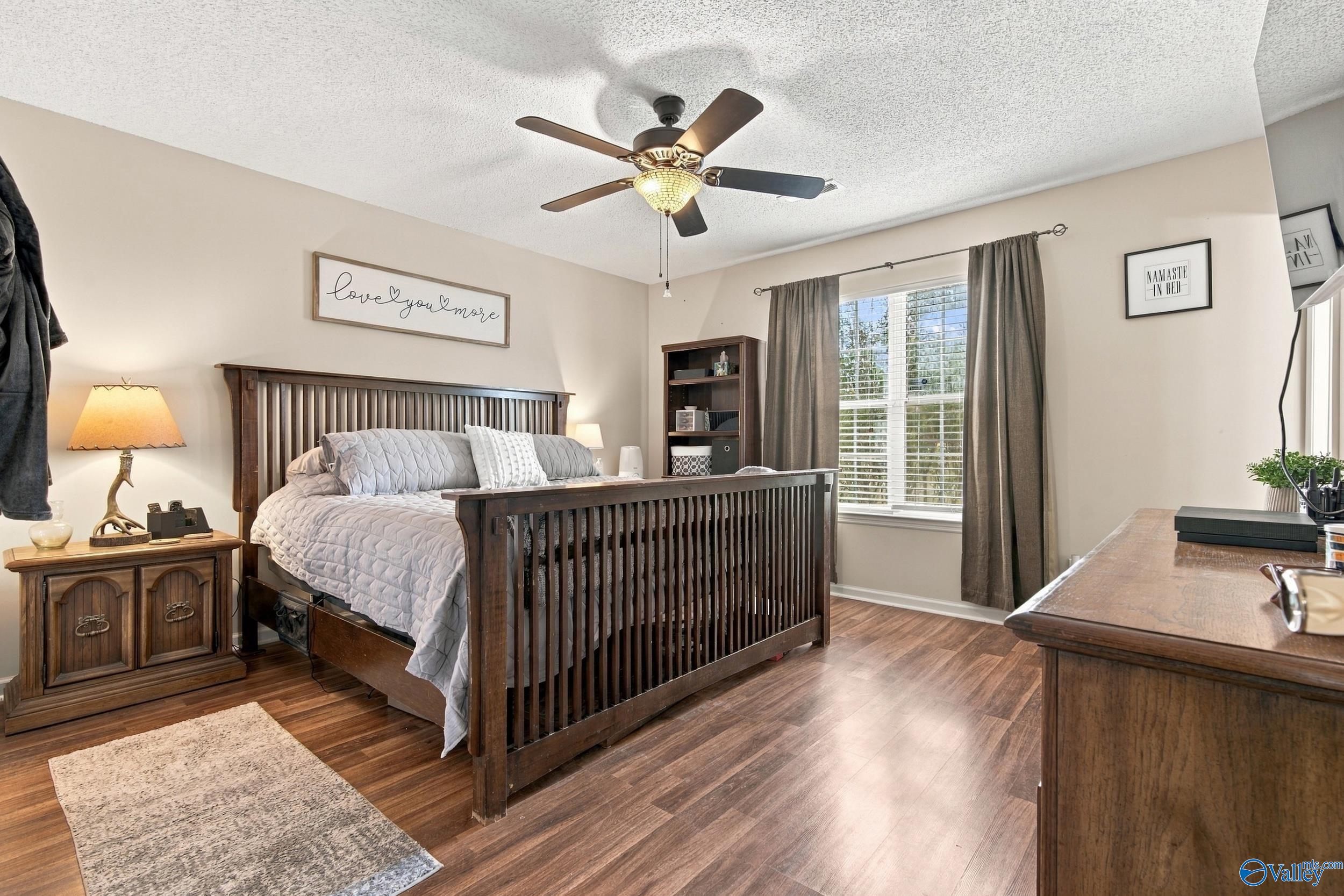 105 Thornhedge Trail