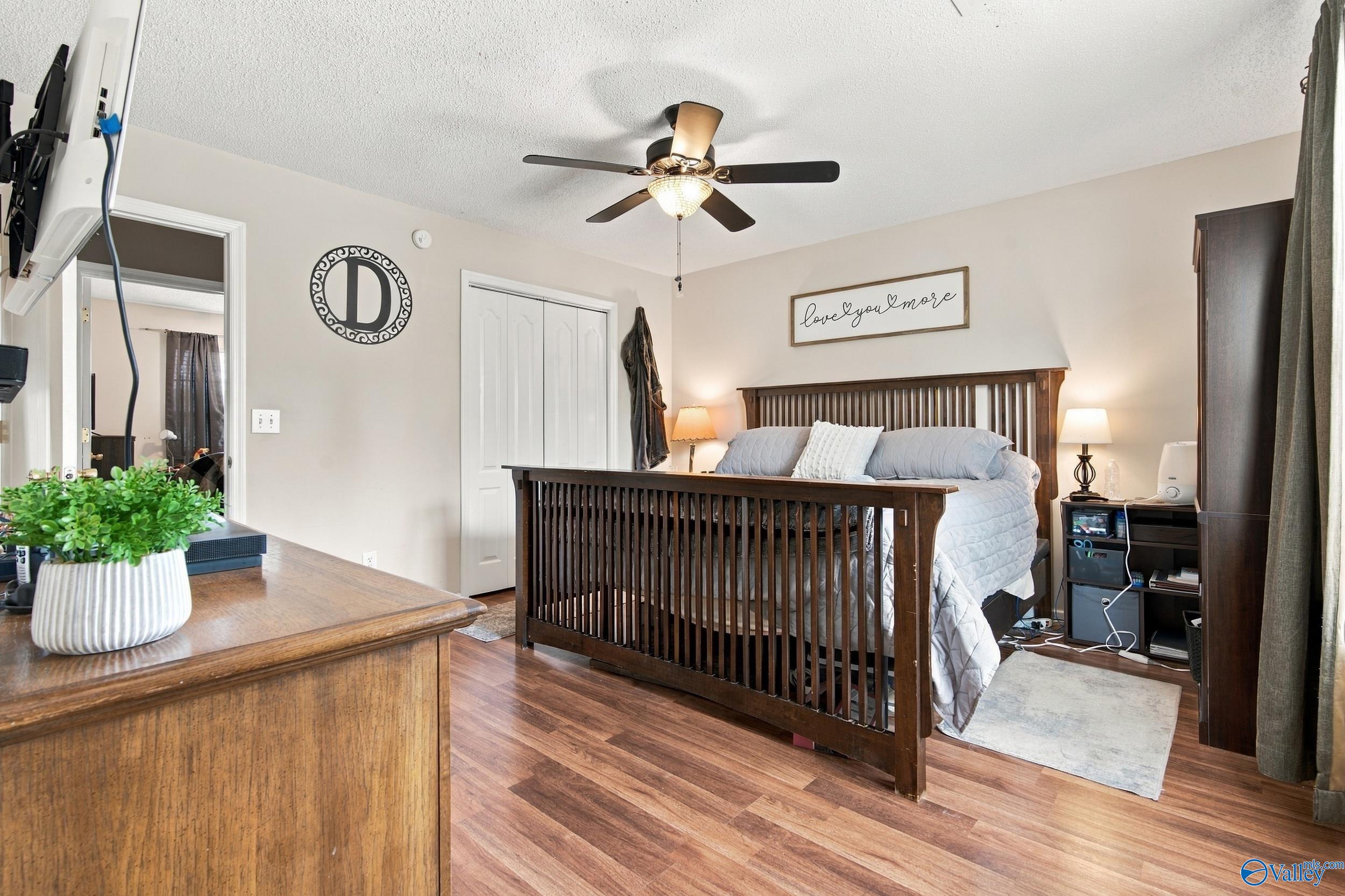 105 Thornhedge Trail