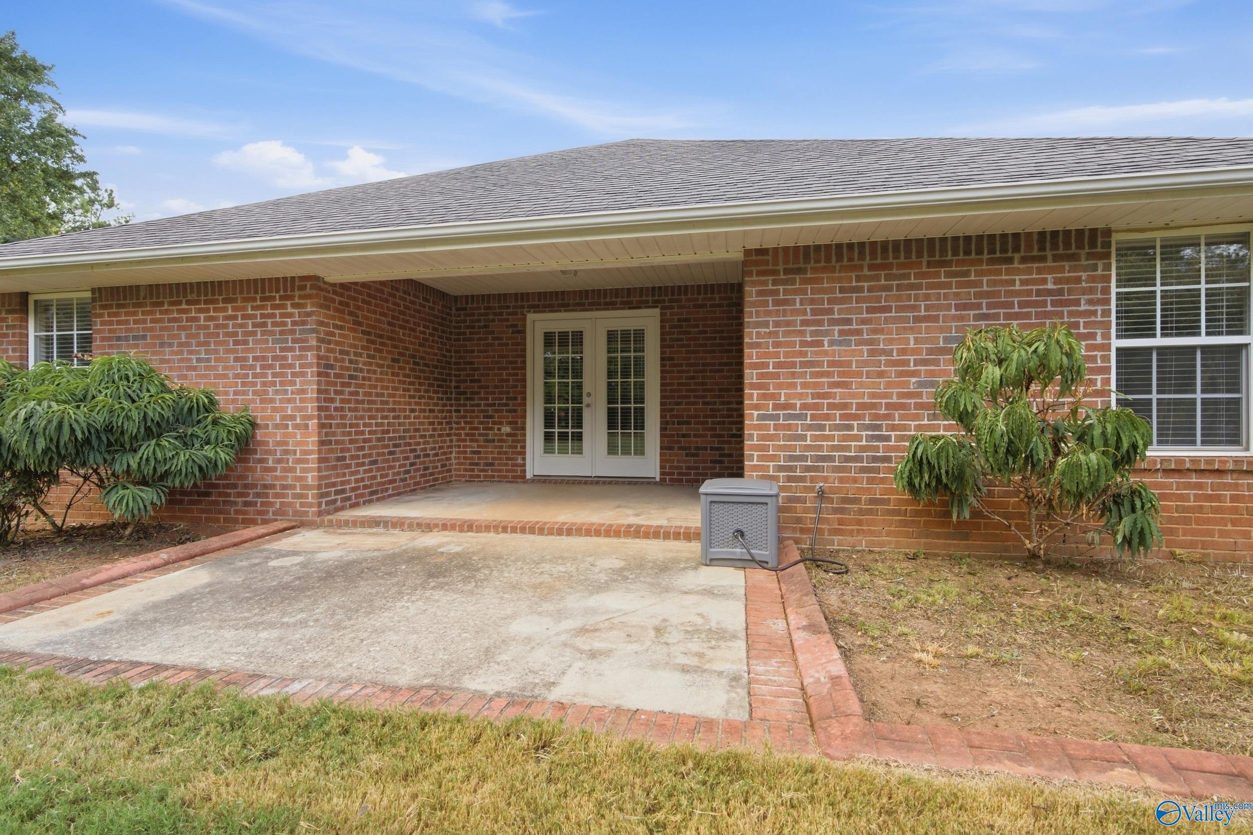203 Silver Breeze Court