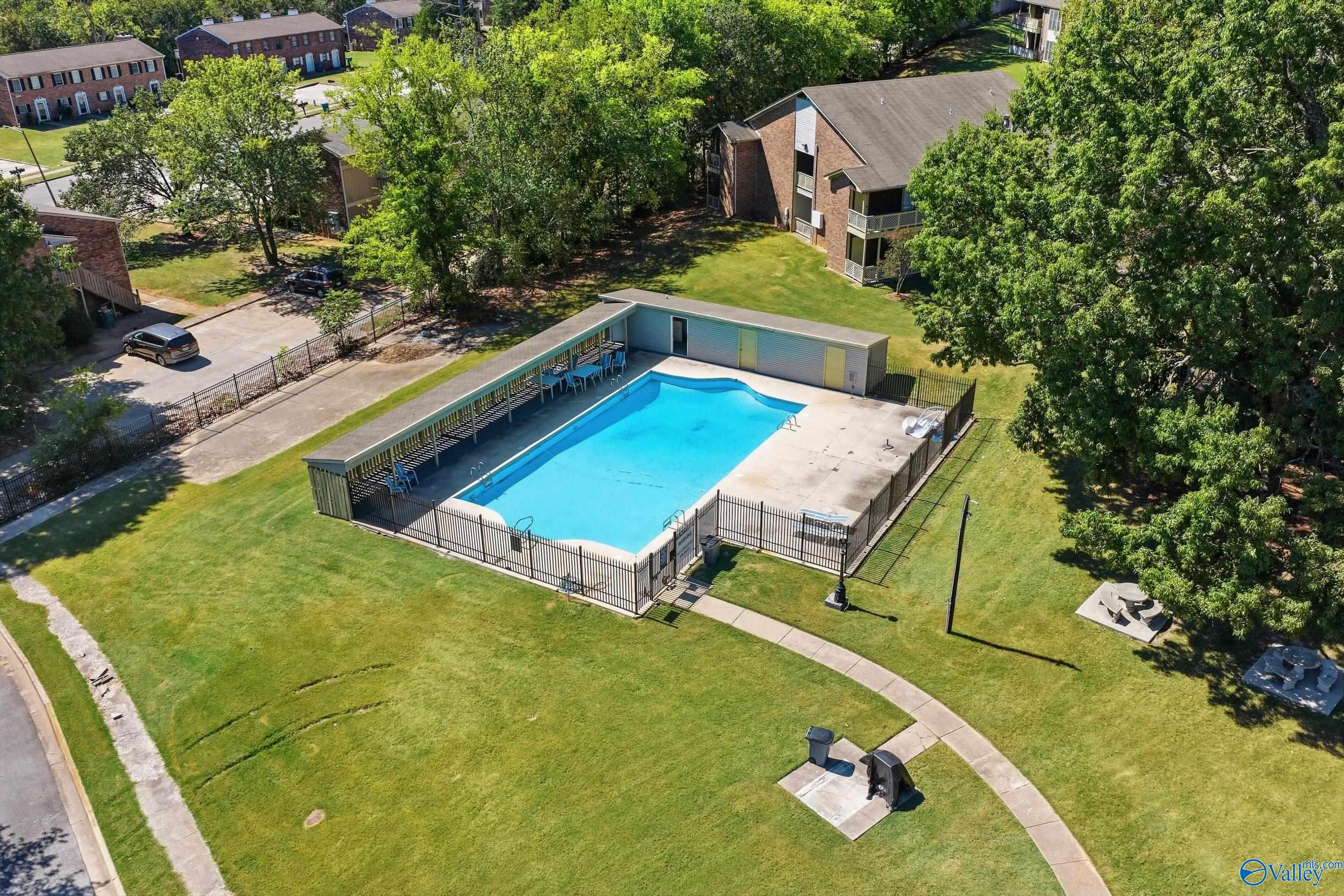 5143 Seven Pine Circle