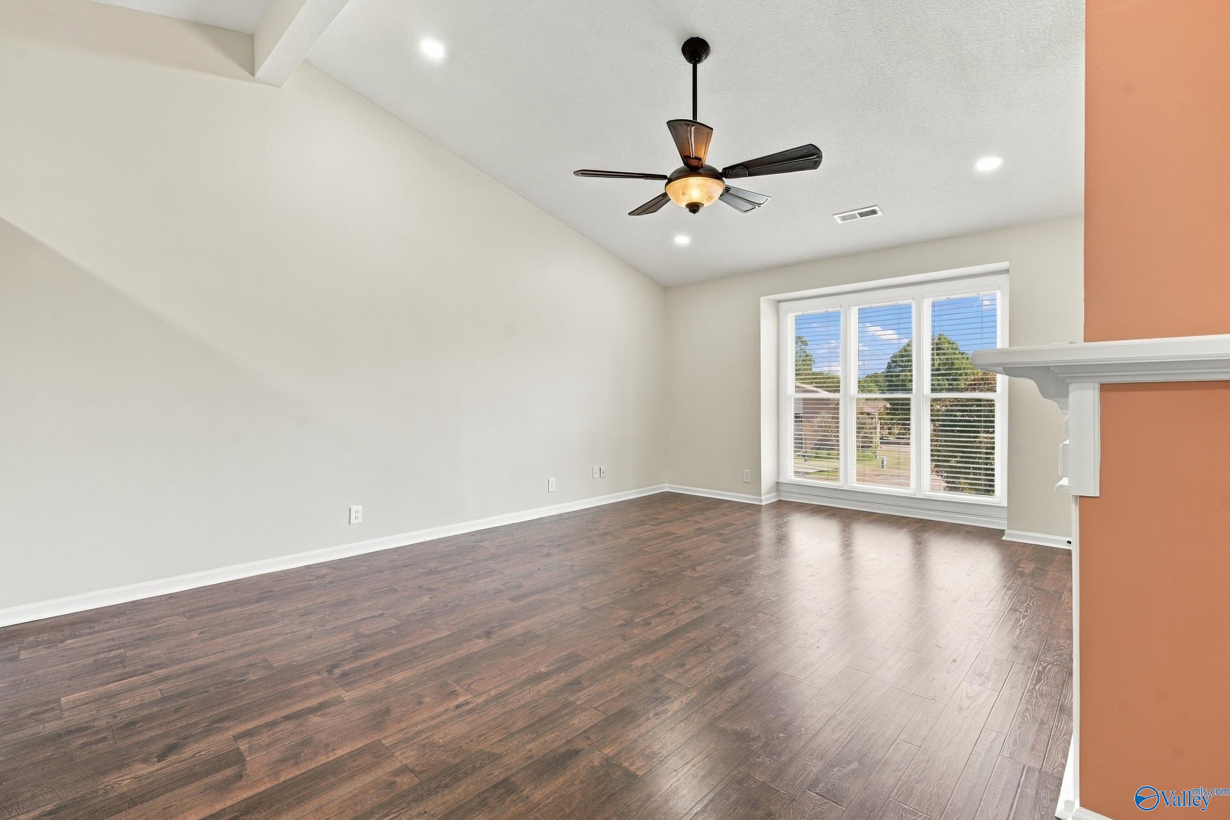 5143 Seven Pine Circle