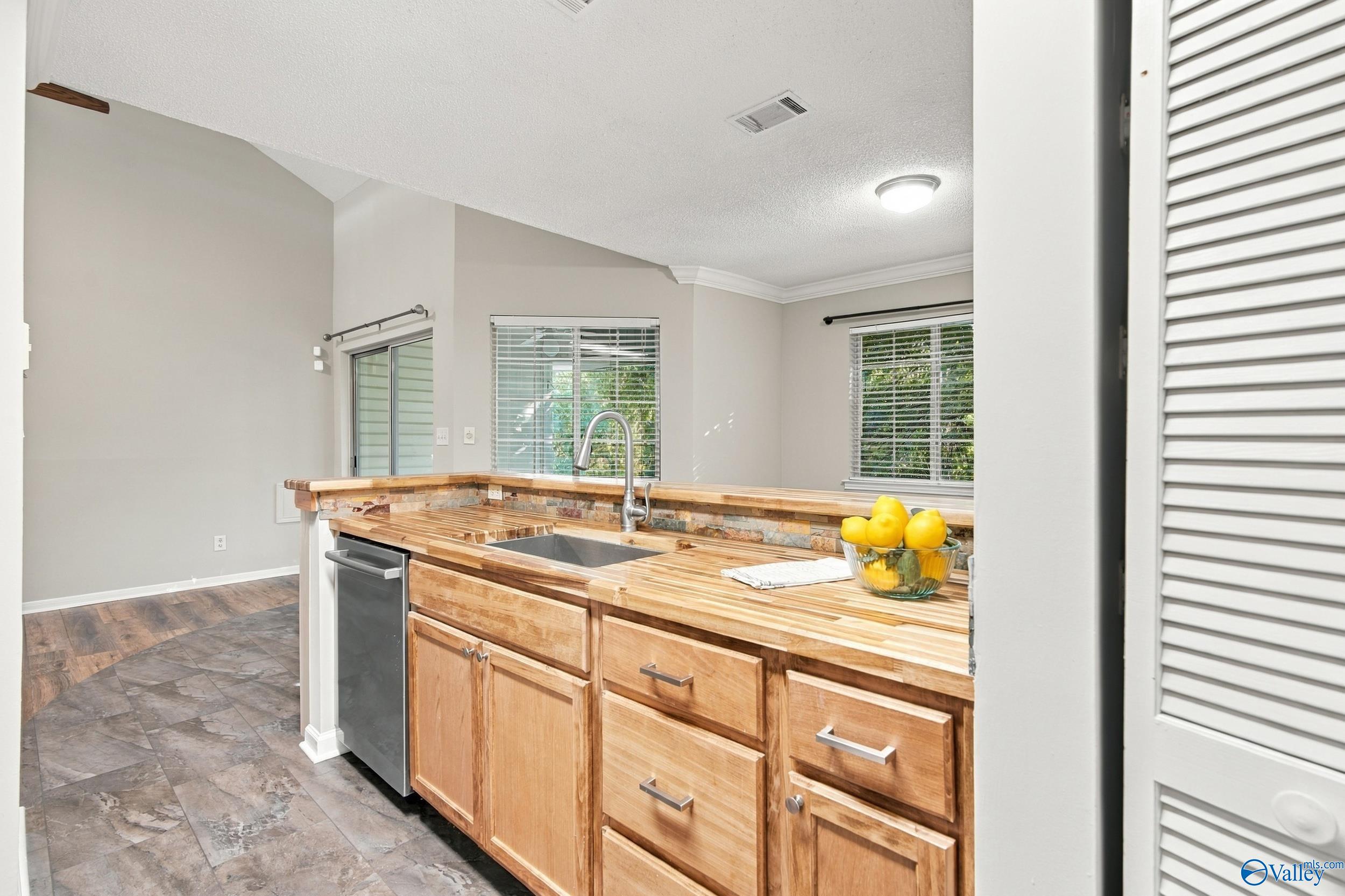 1155 Old Monrovia Road # 5M