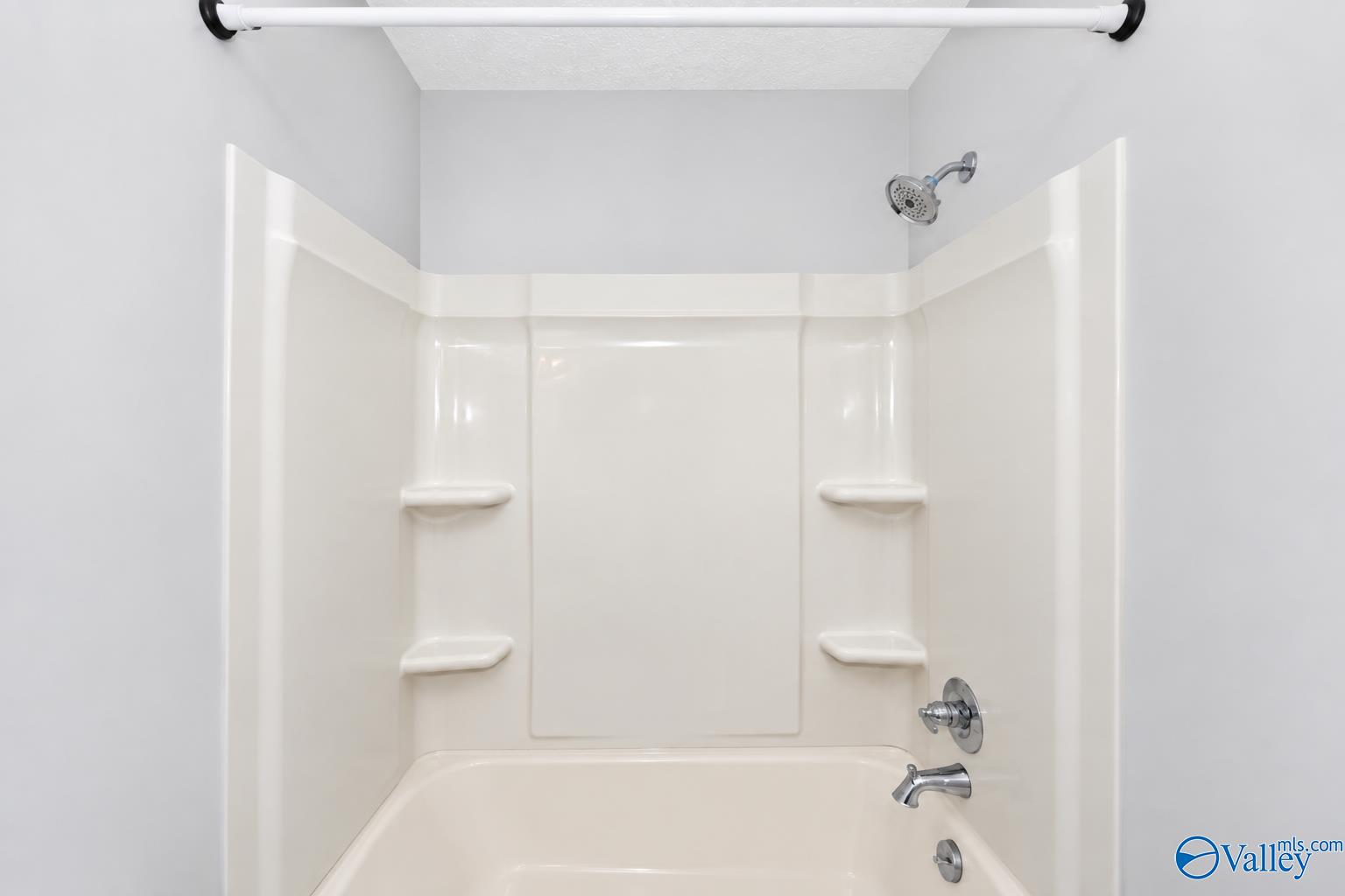 2220 Colony Drive # 2220