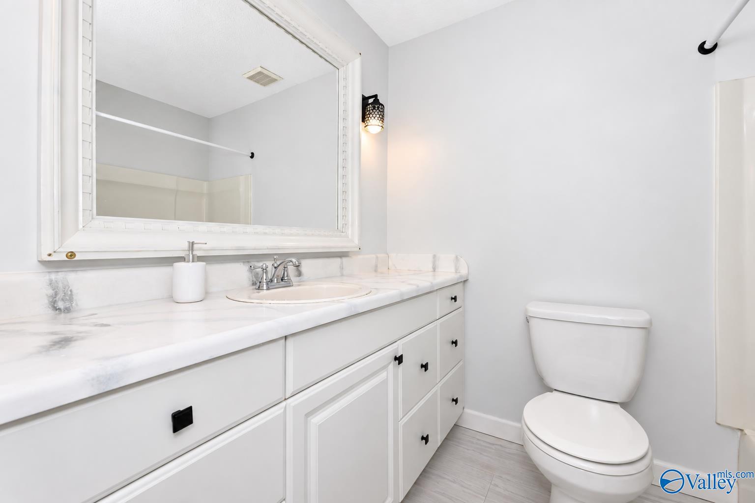 2220 Colony Drive # 2220