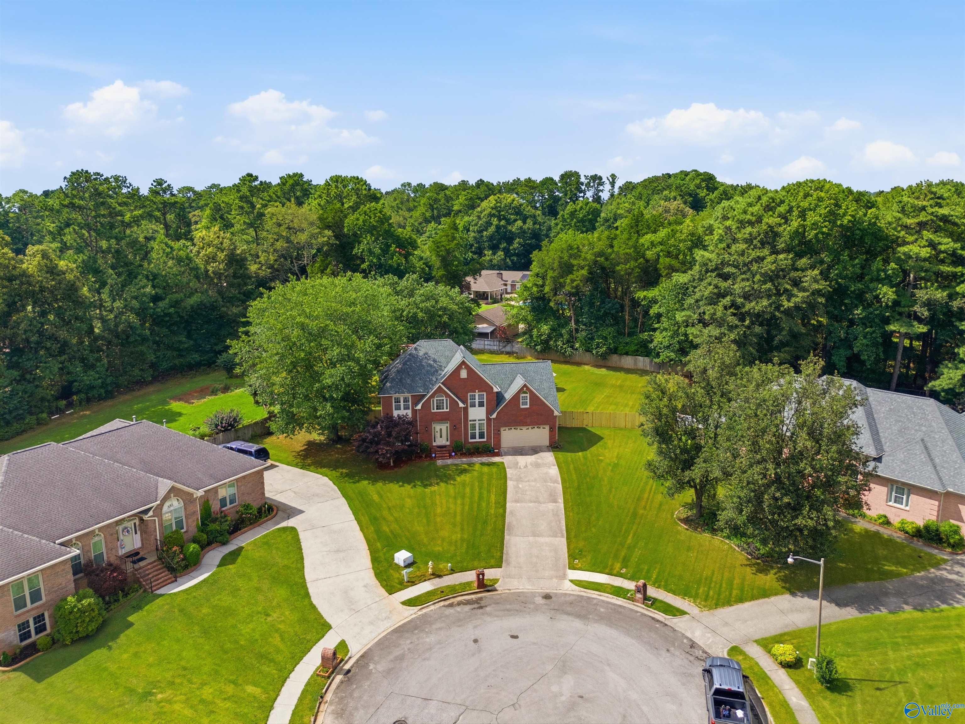 134 Windingham Drive NW