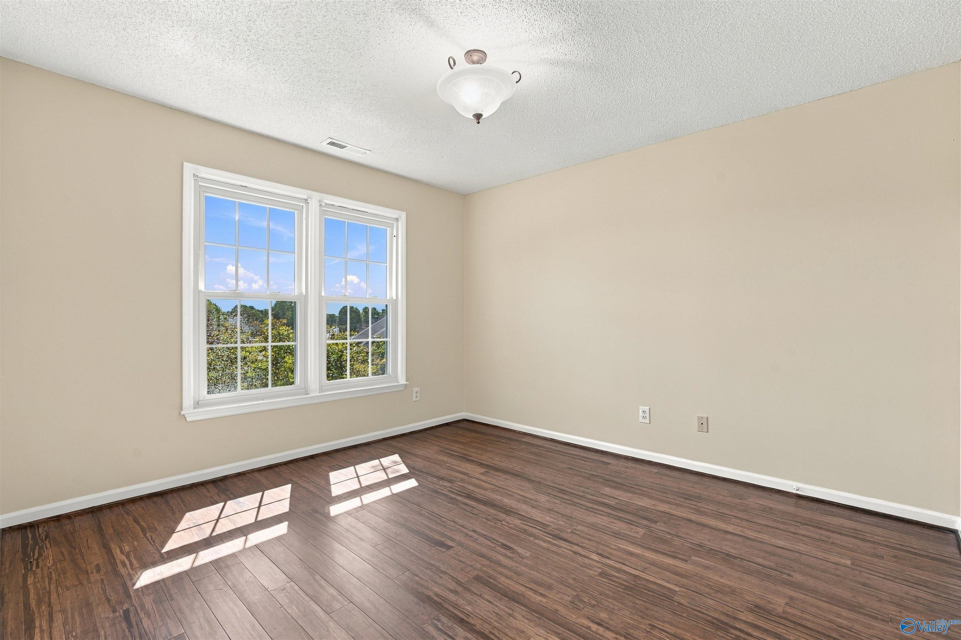 134 Windingham Drive NW