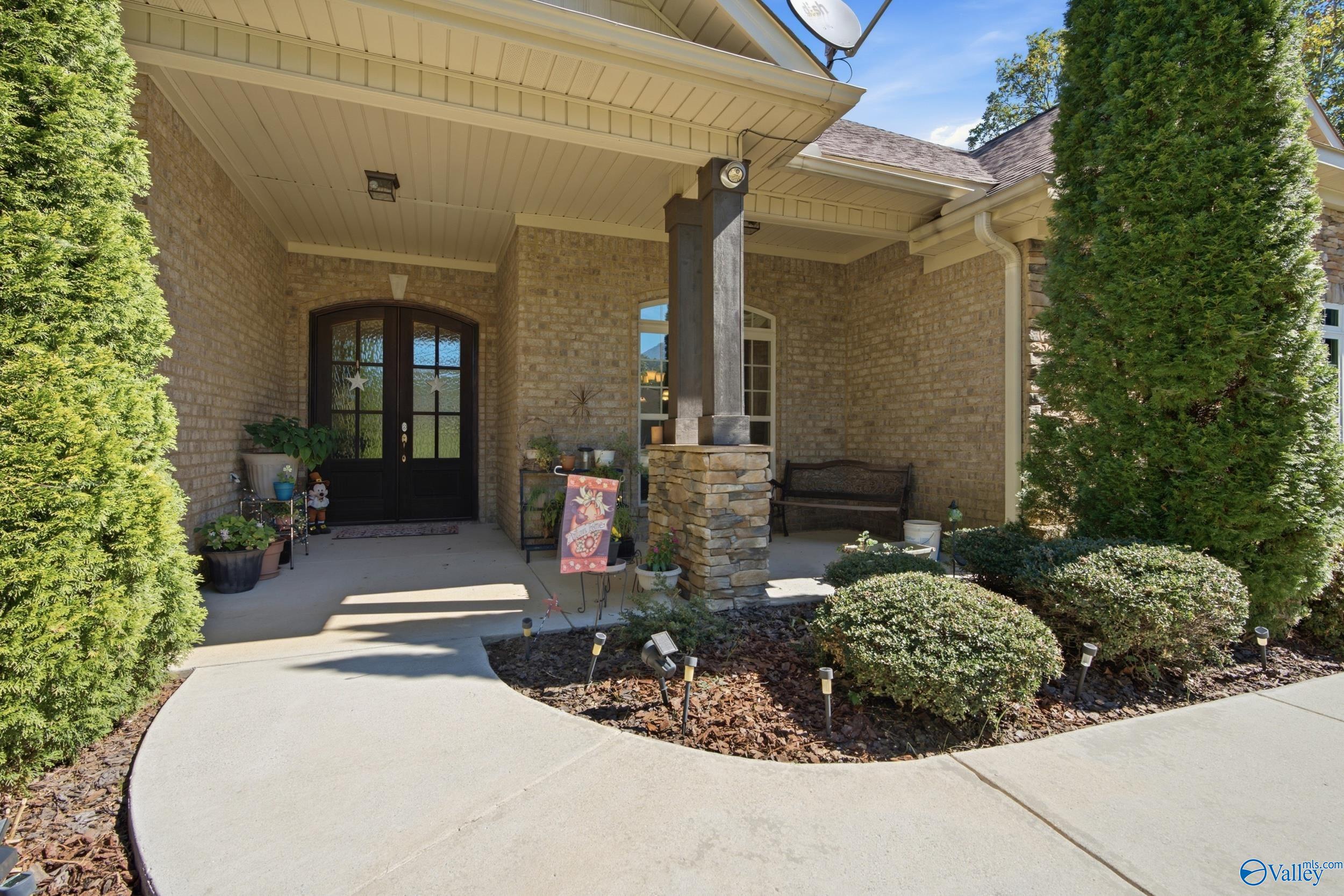 107 Tall Grass Circle