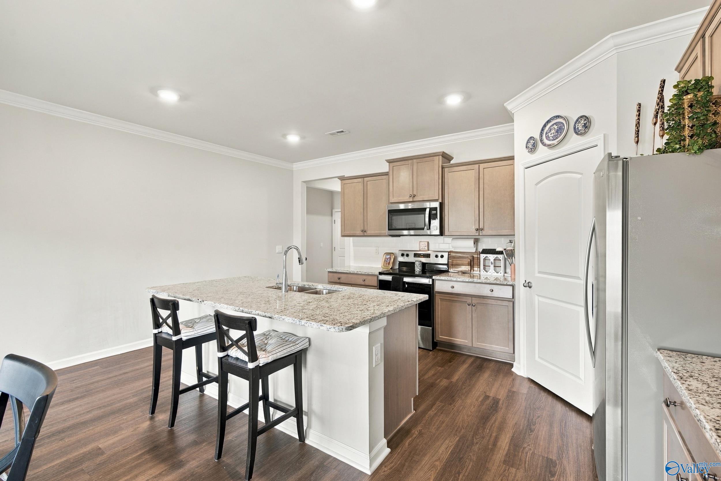 13928 Lannister Lane