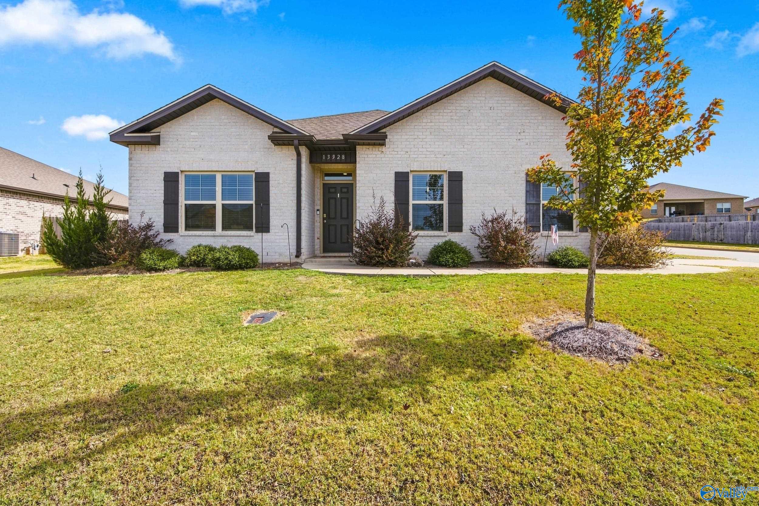 13928 Lannister Lane