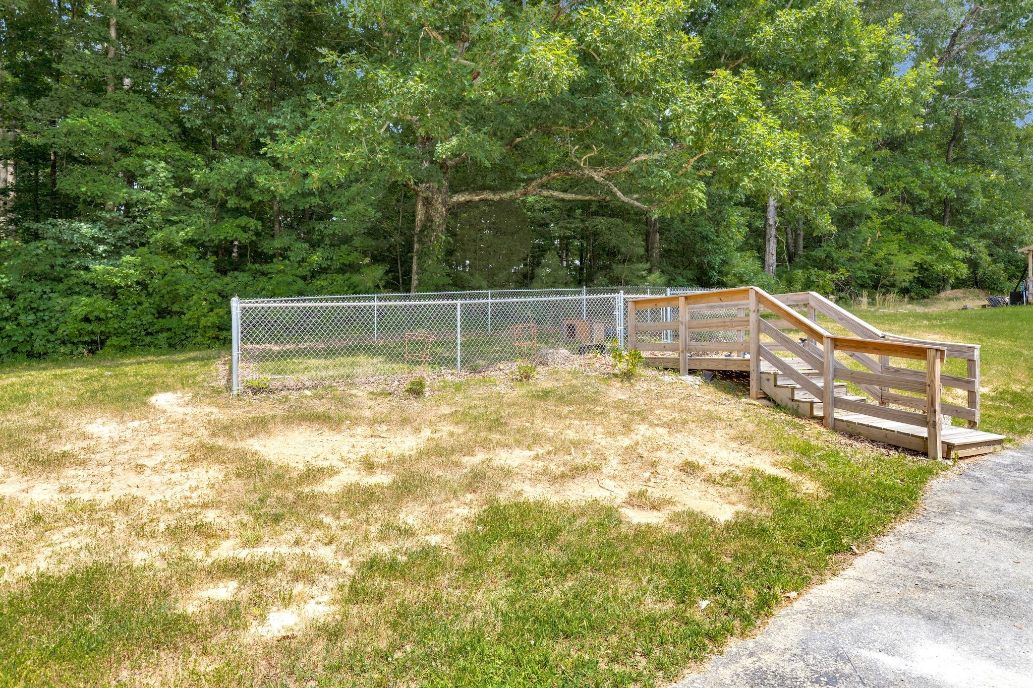 4595 Chestnut Ridge Rd