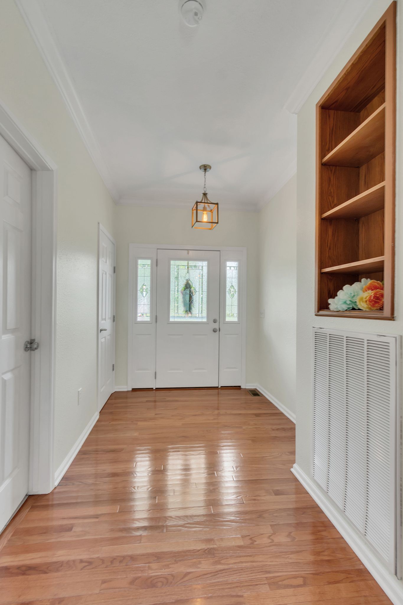 4595 Chestnut Ridge Rd