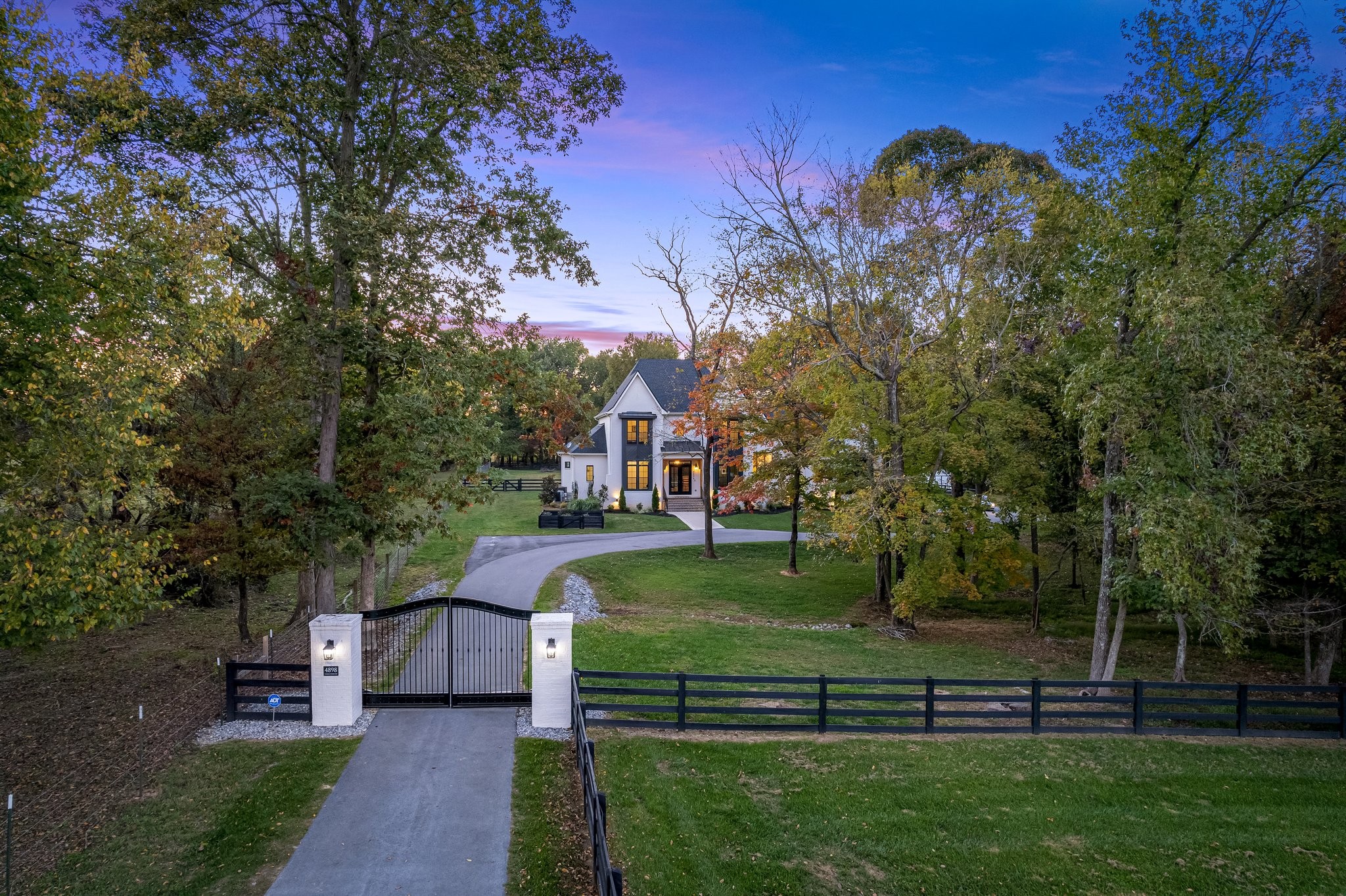 4898 Charles Dorris Rd