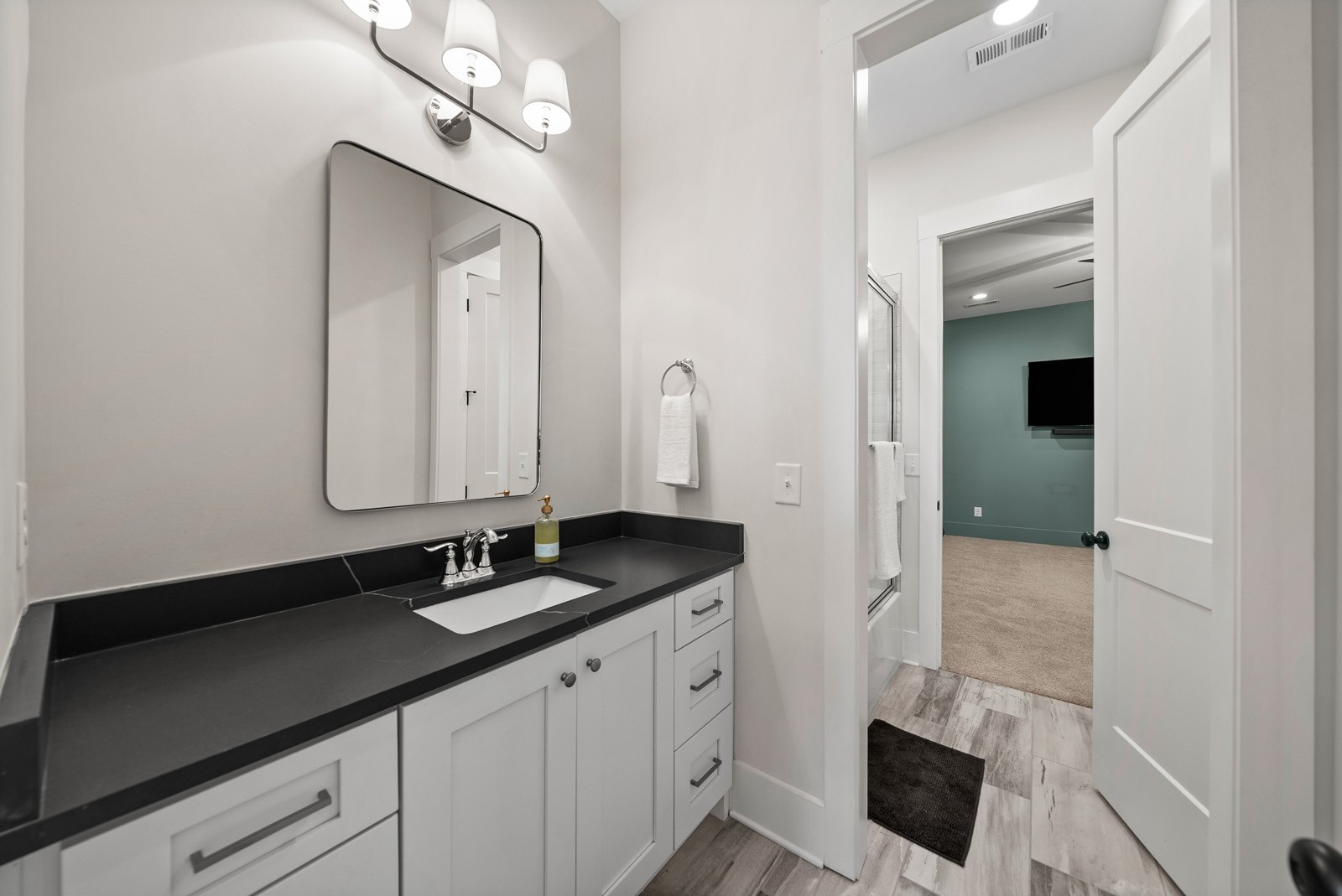 4898 Charles Dorris Rd