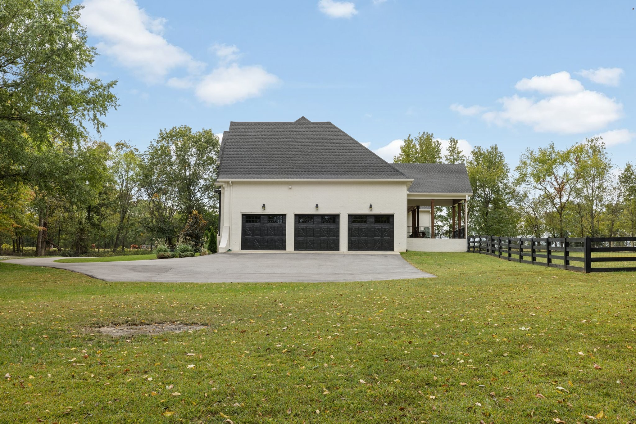 4898 Charles Dorris Rd