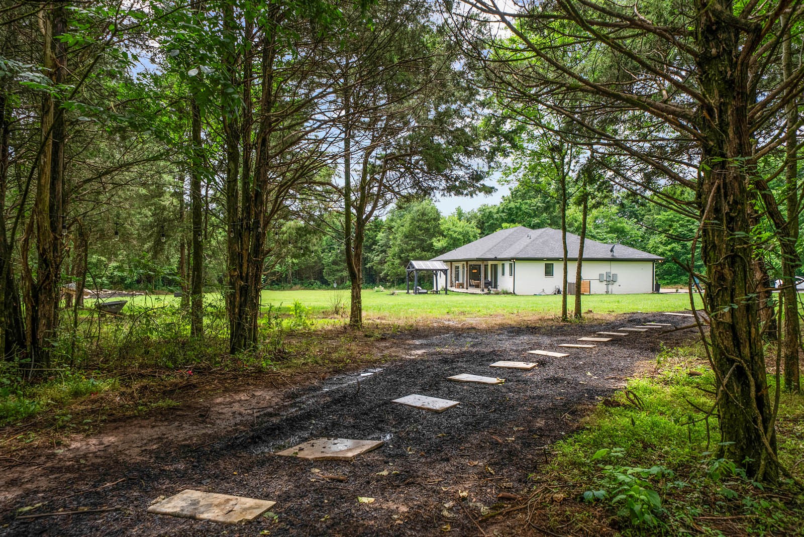 1240 John Windrow Rd