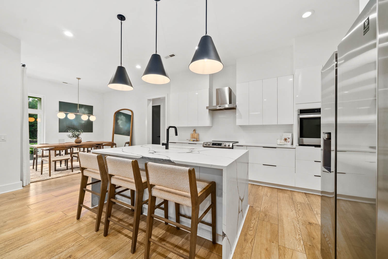 1240 John Windrow Rd