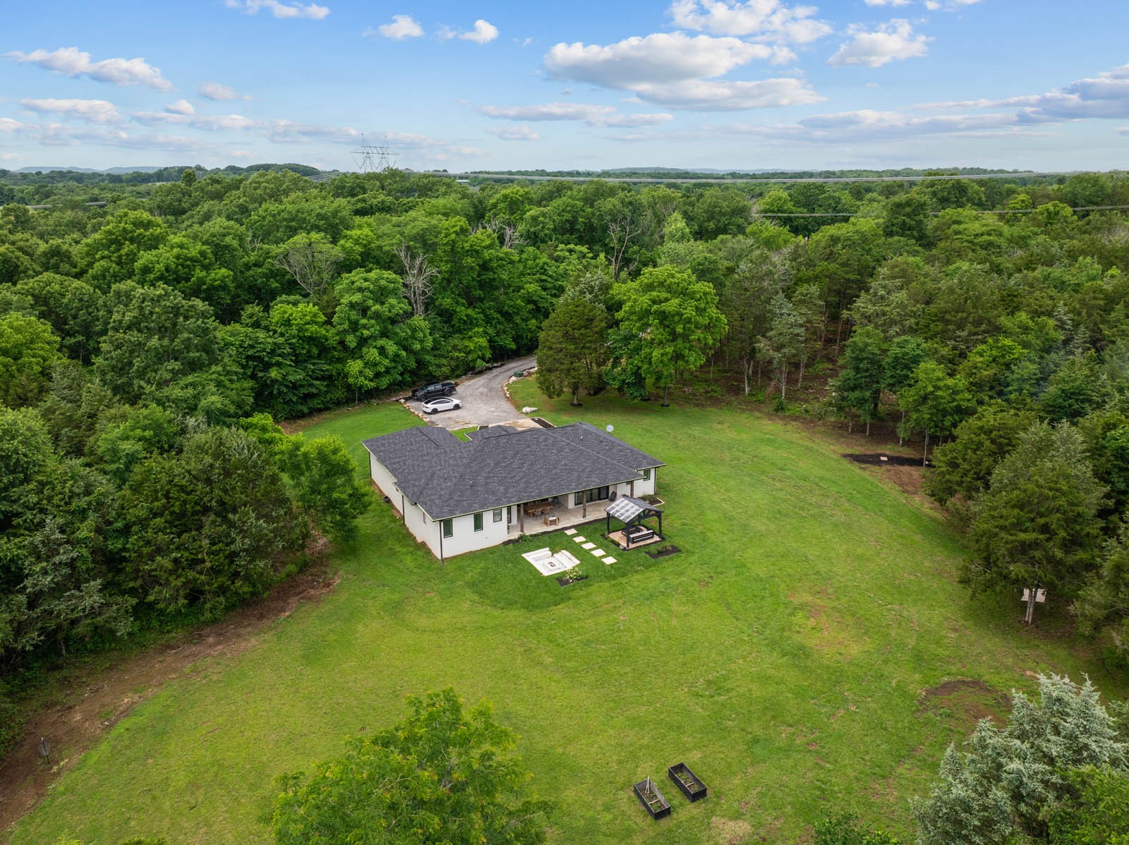 1240 John Windrow Rd